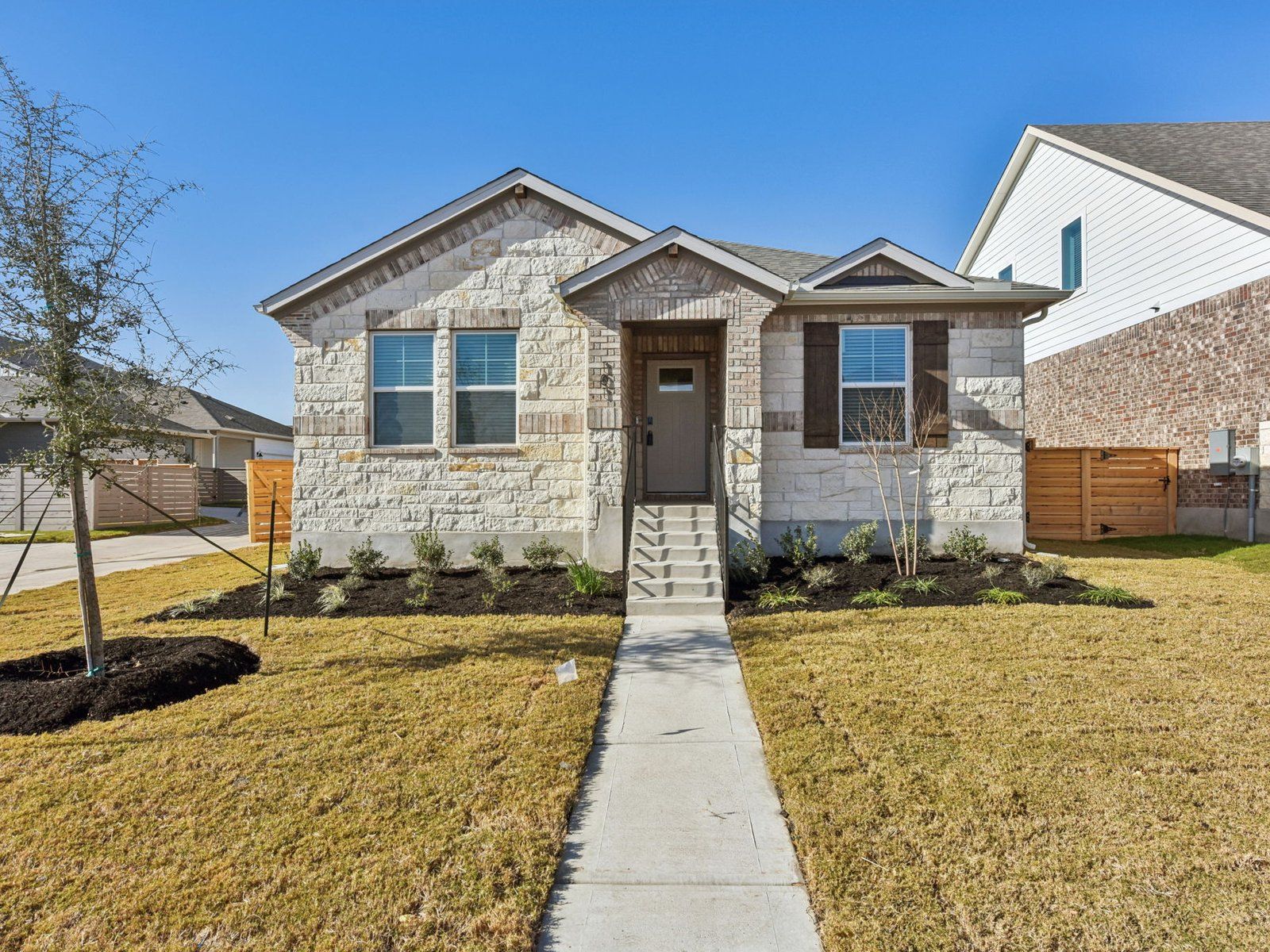 101 Maple Hedge Road (The Clearwater (730))