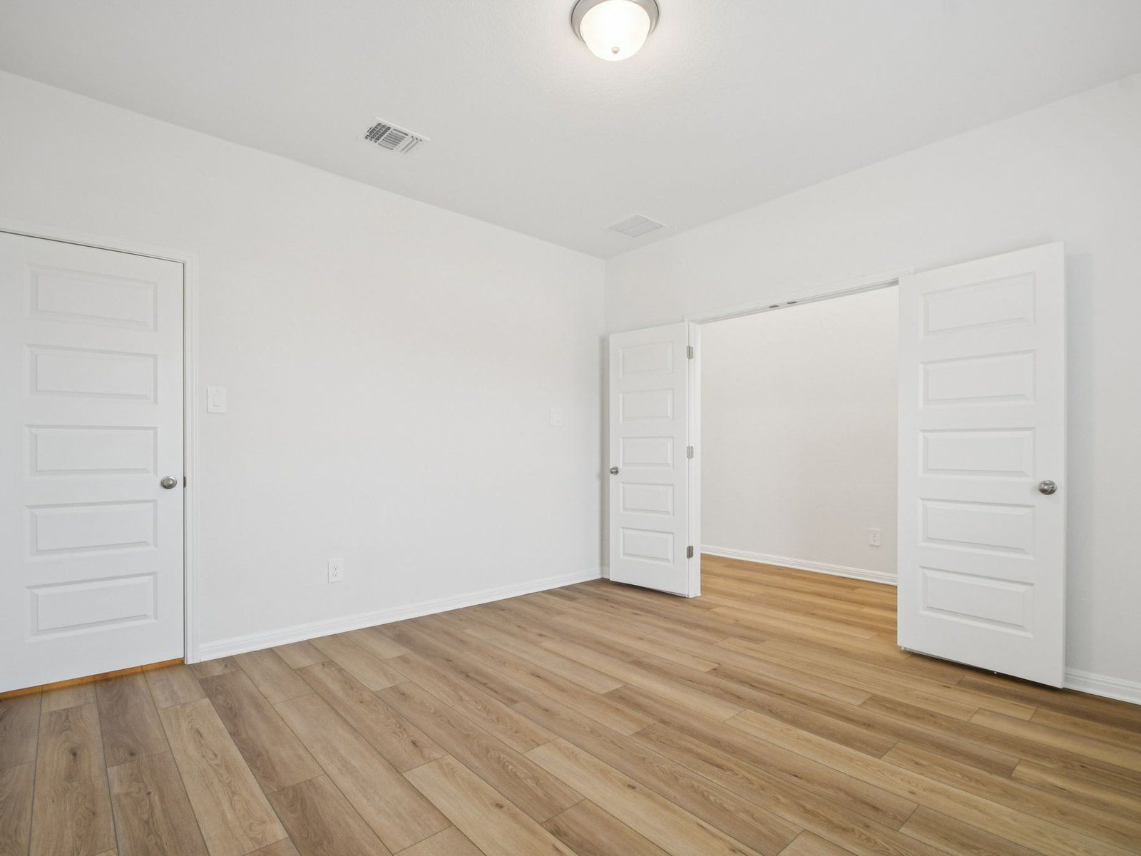 The Legacy (453) - Riverbend at Double Eagle - Boulevard Collection: Cedar Creek, Texas - Meritage Homes