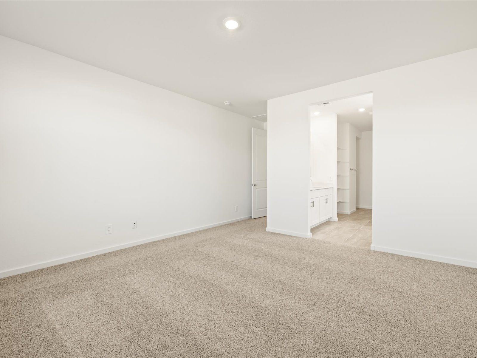 3821 N  Camden Drive (Onyx)