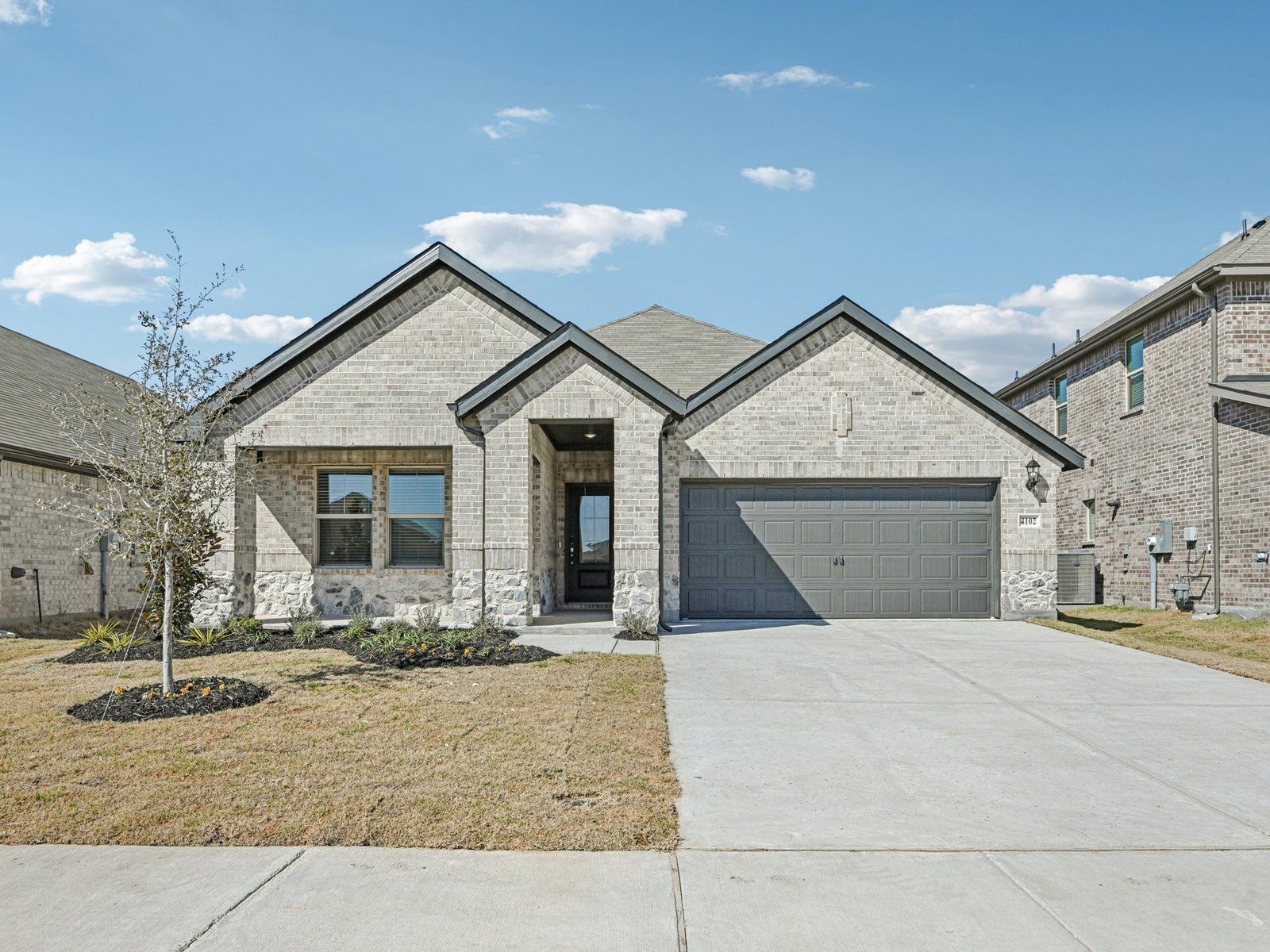 4102 Joe Pool Drive (The Preston)