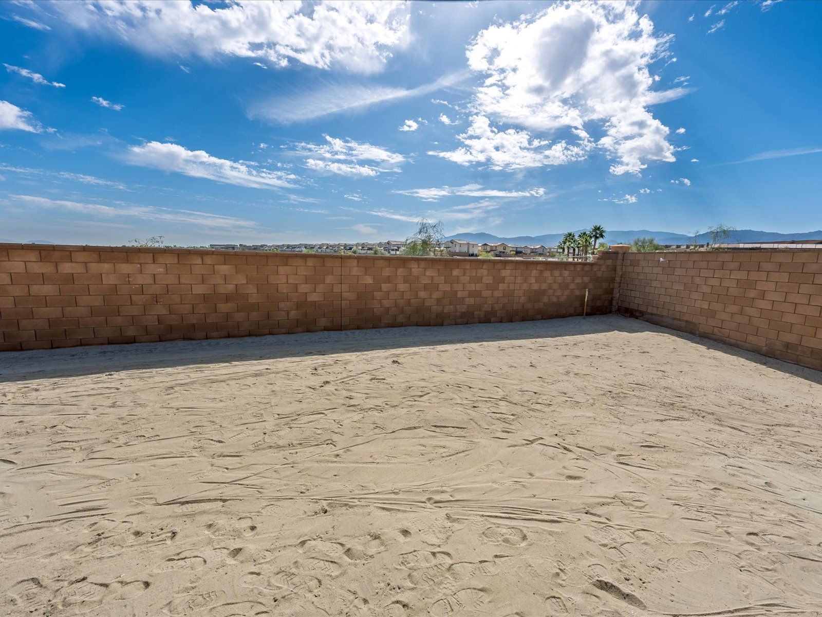 Welcome to 74944 Trousdale Drive, Palm Desert, CA
