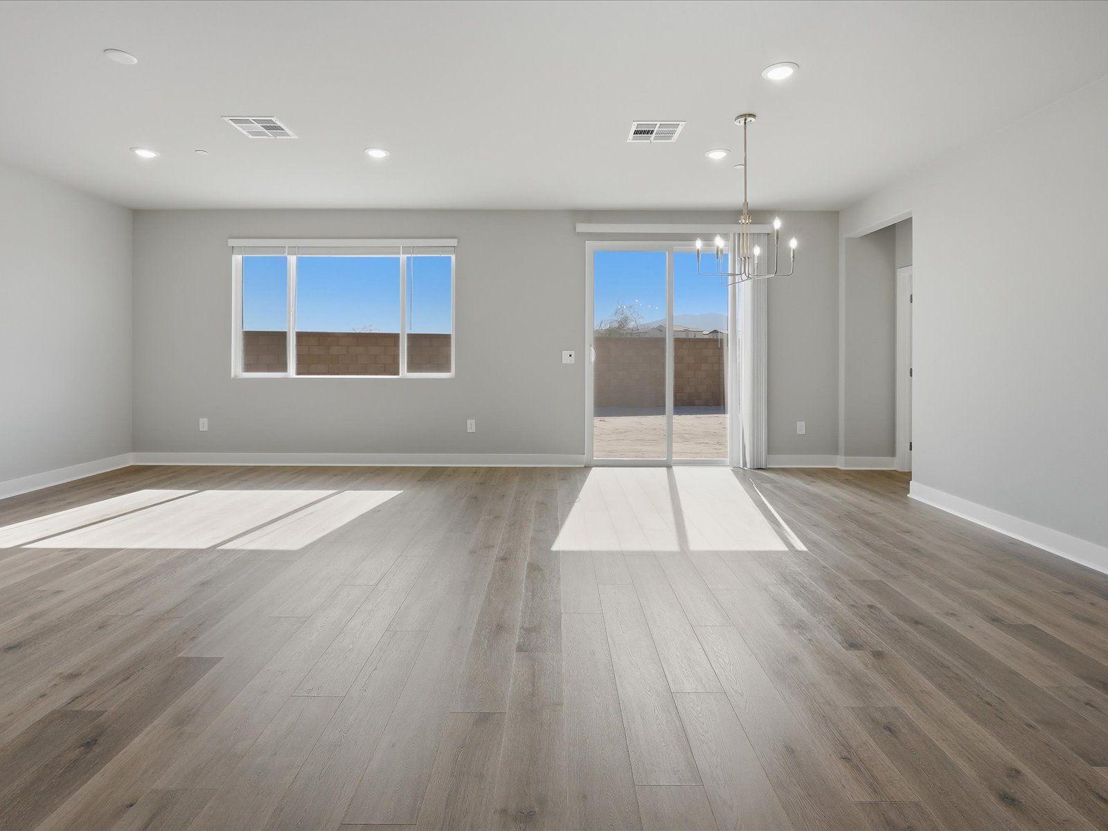 Welcome to 74944 Trousdale Drive, Palm Desert, CA