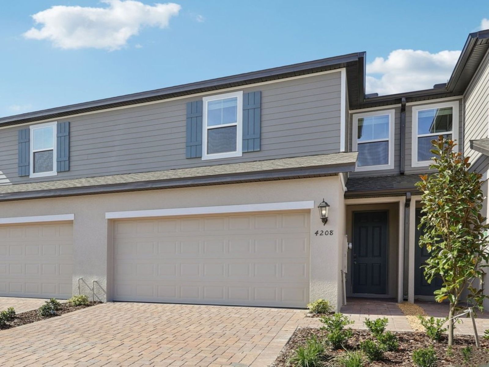 Oakville I - The Meadow at Crossprairie Townes: Saint Cloud, Florida - Meritage Homes