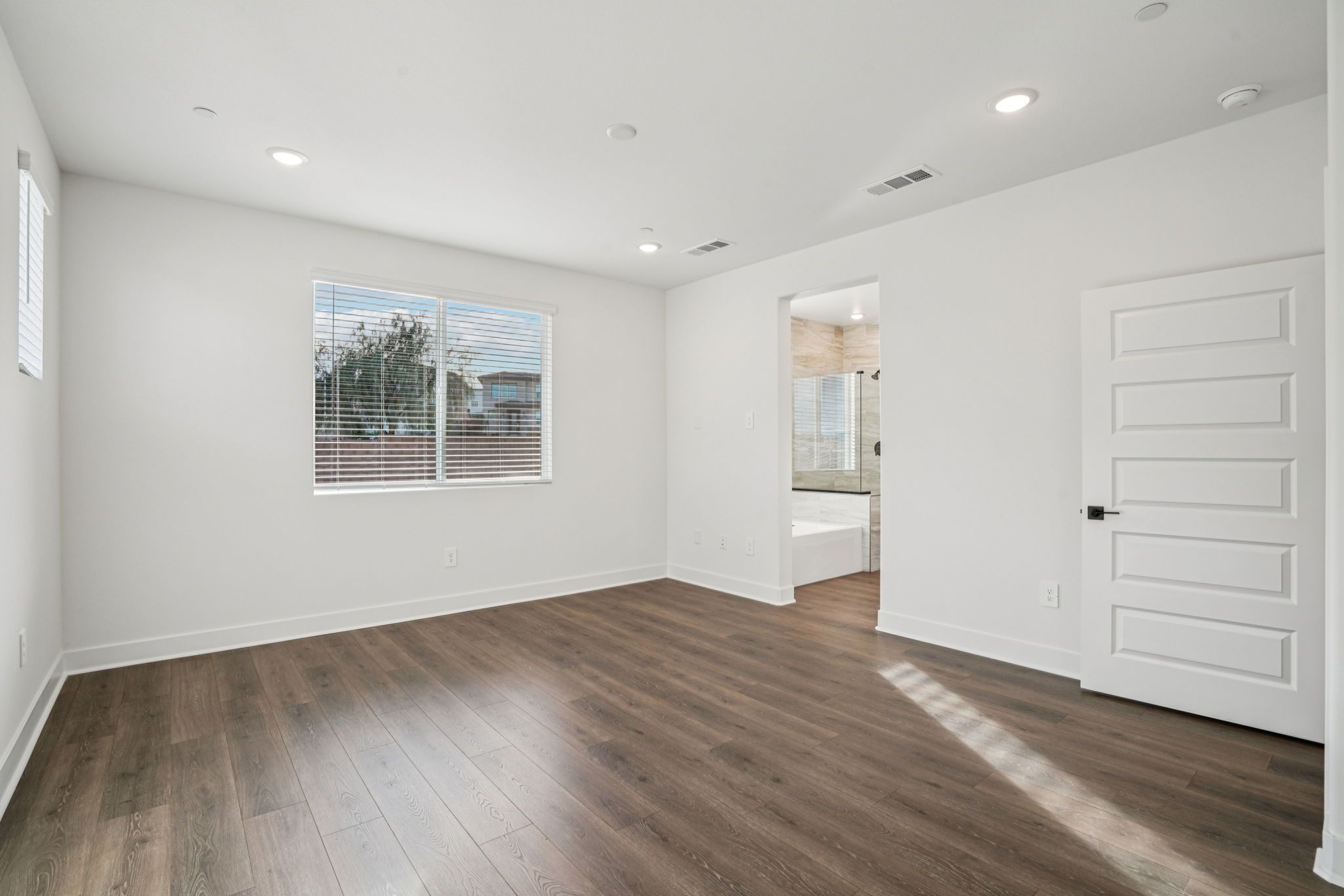 36157 Cameron Place (Residence 1)