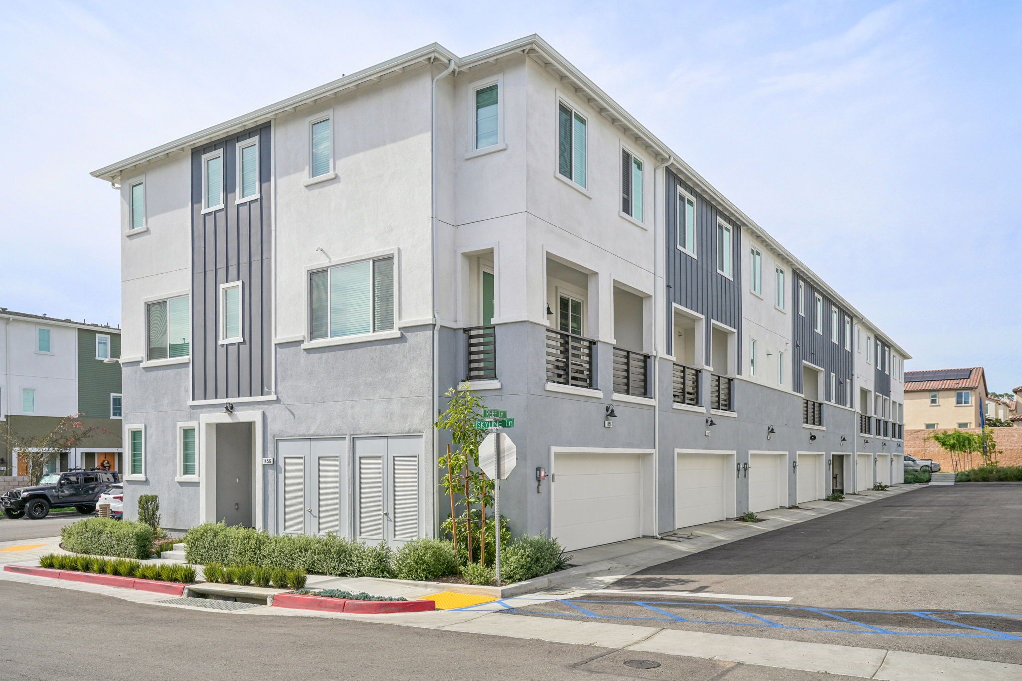 Residence 2 - Cabrilla at Ponte Vista: San Pedro, California - Meritage Homes