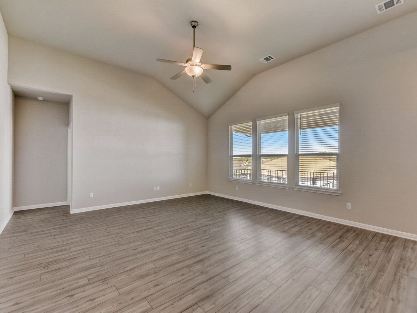 The Plymouth (525) Floorplan