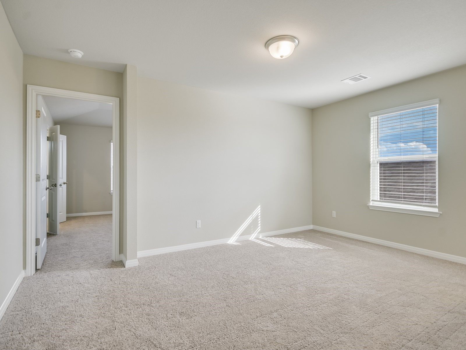 The Lassen (370) Floorplan