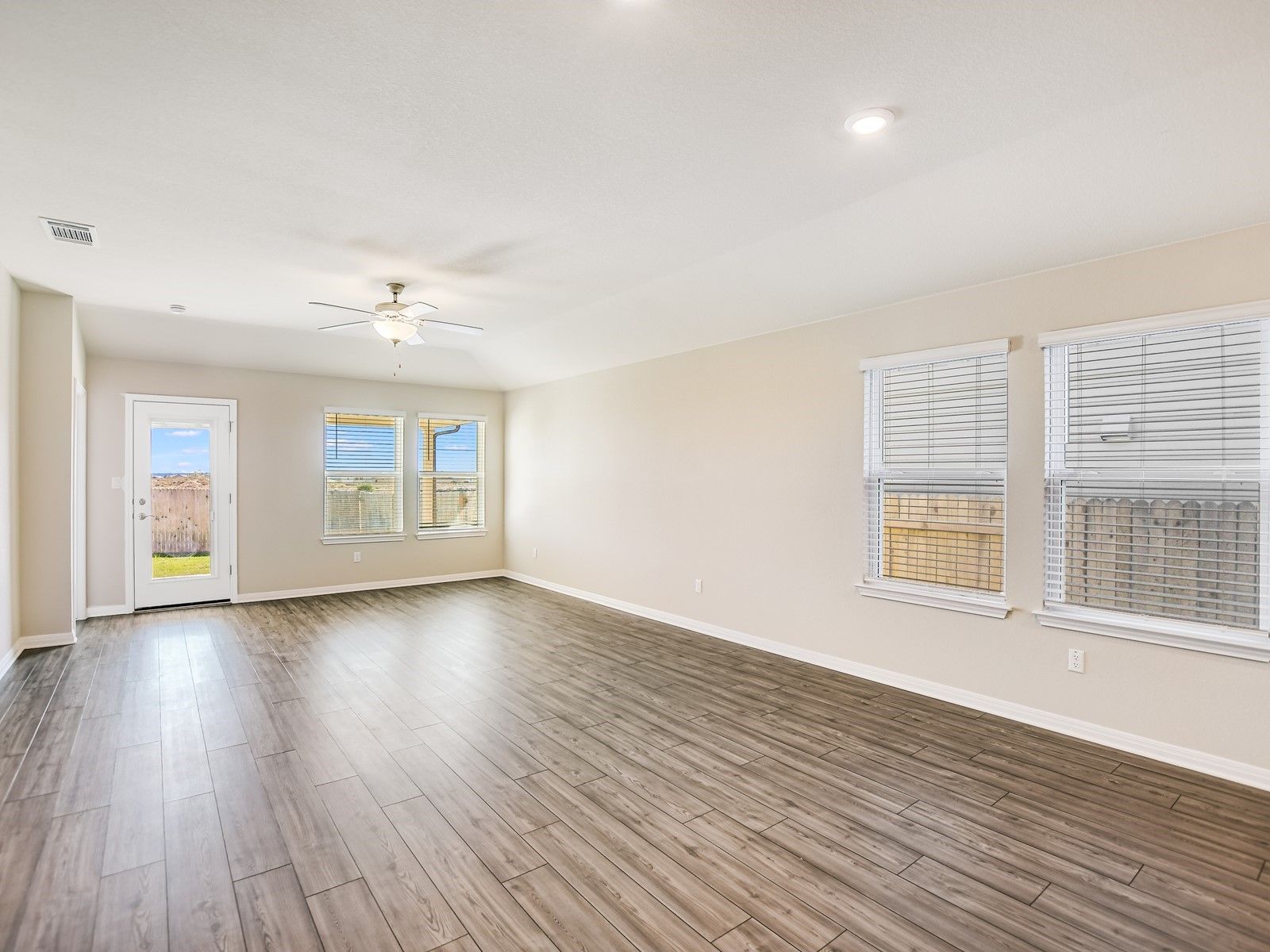 The Oleander (401) Floorplan