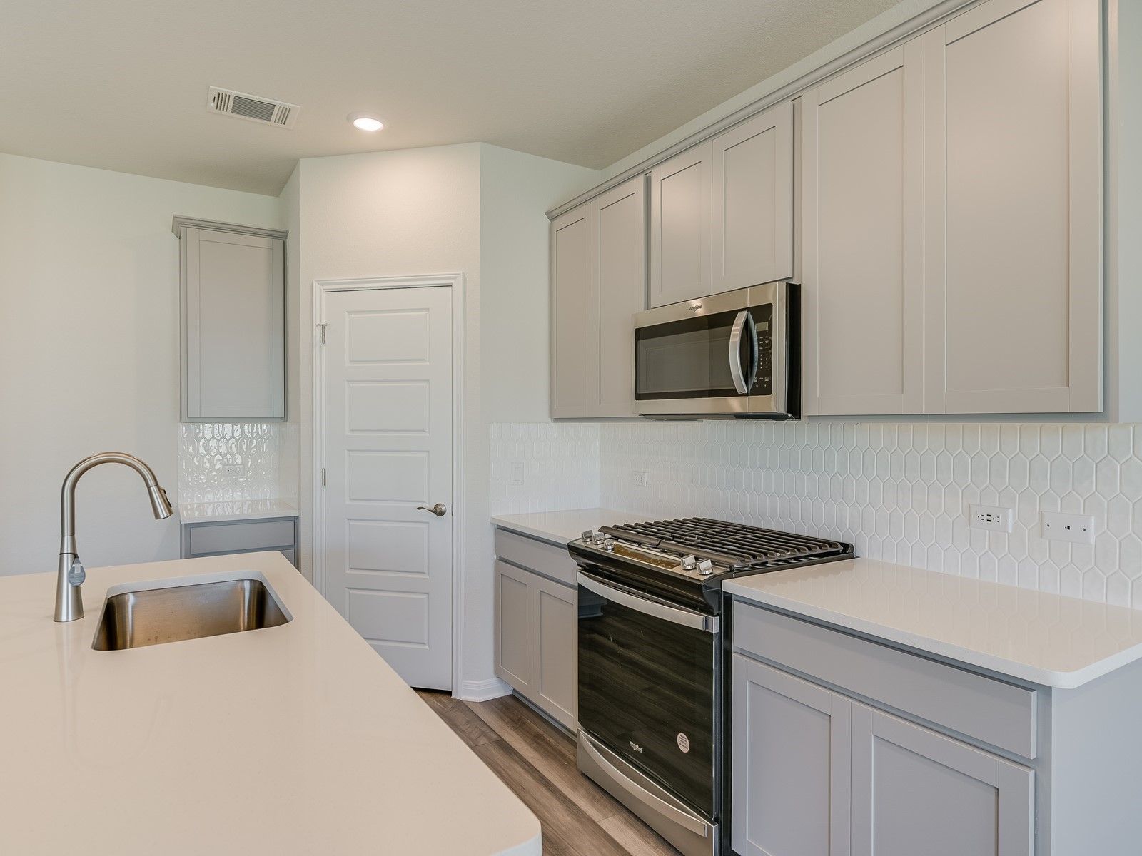 The McKinnon (C451) - Butler Farms - Boulevard Collection: Liberty Hill, Texas - Meritage Homes