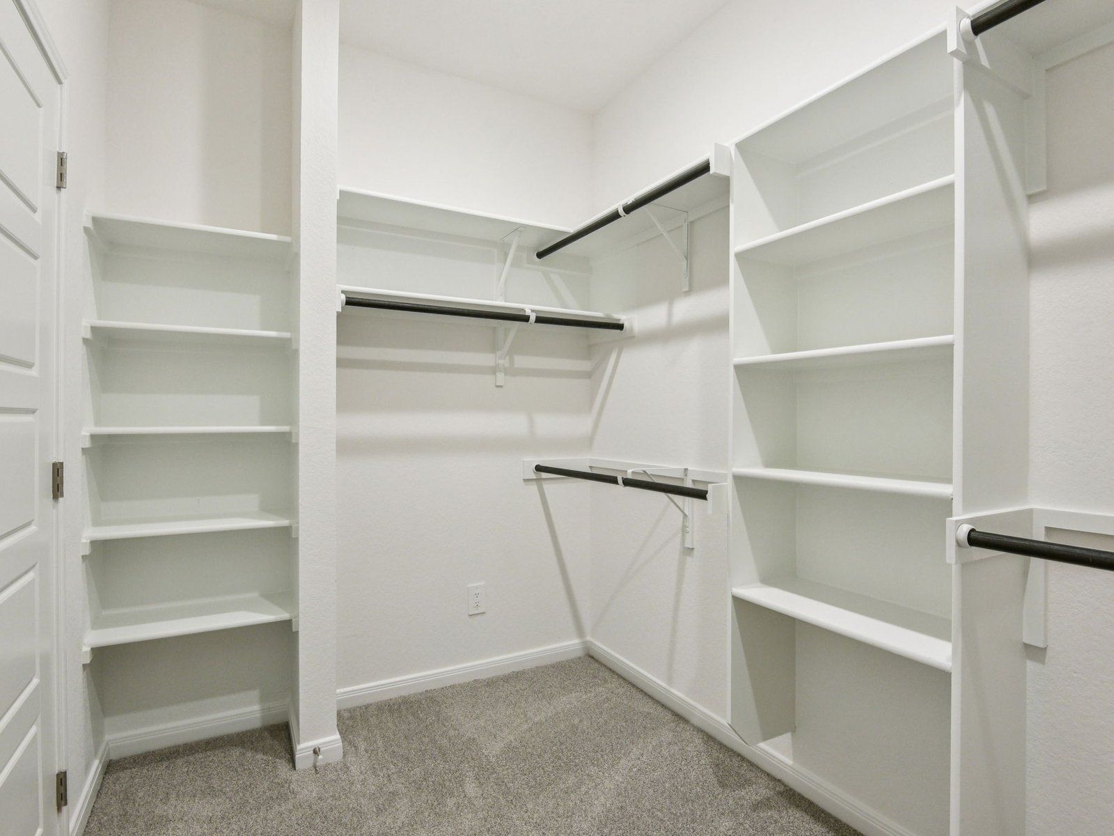 Walk In Closet