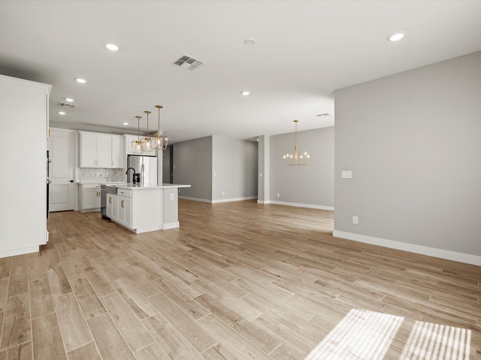 Welcome to the Lark floorplan.