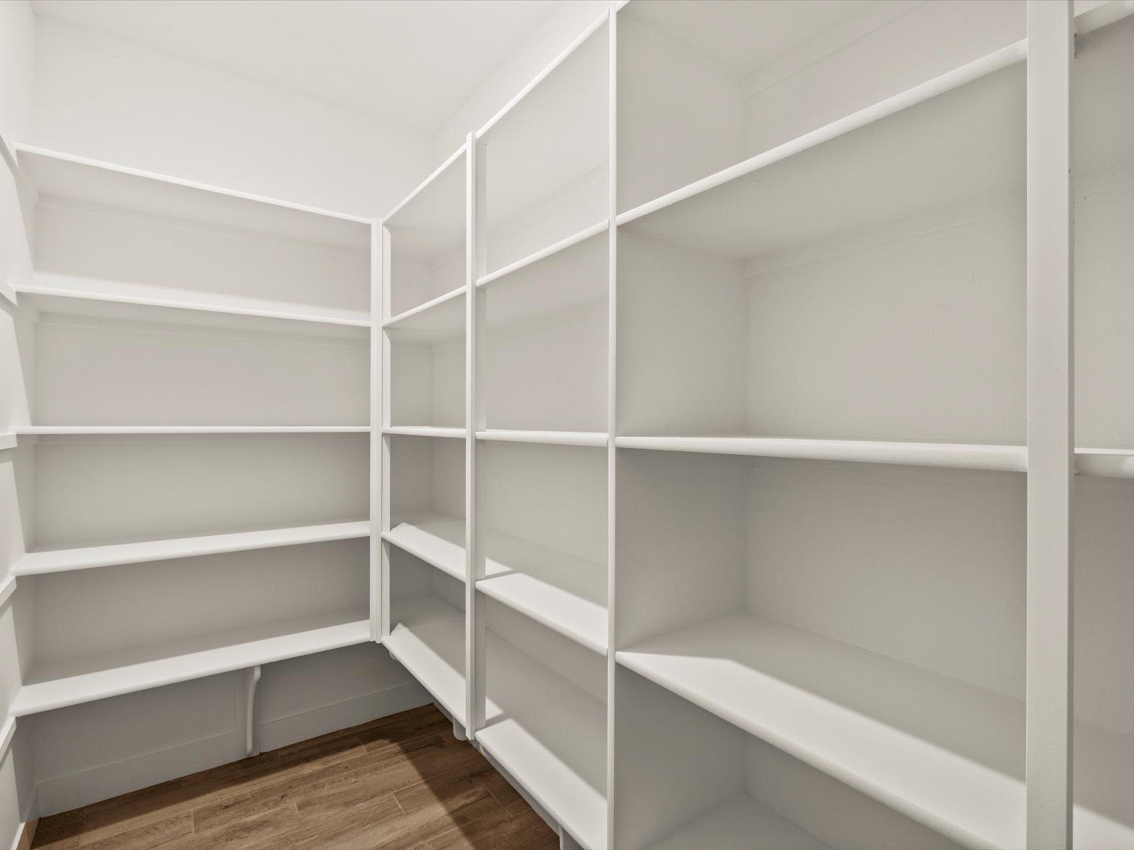Welcome to the Lark floorplan.