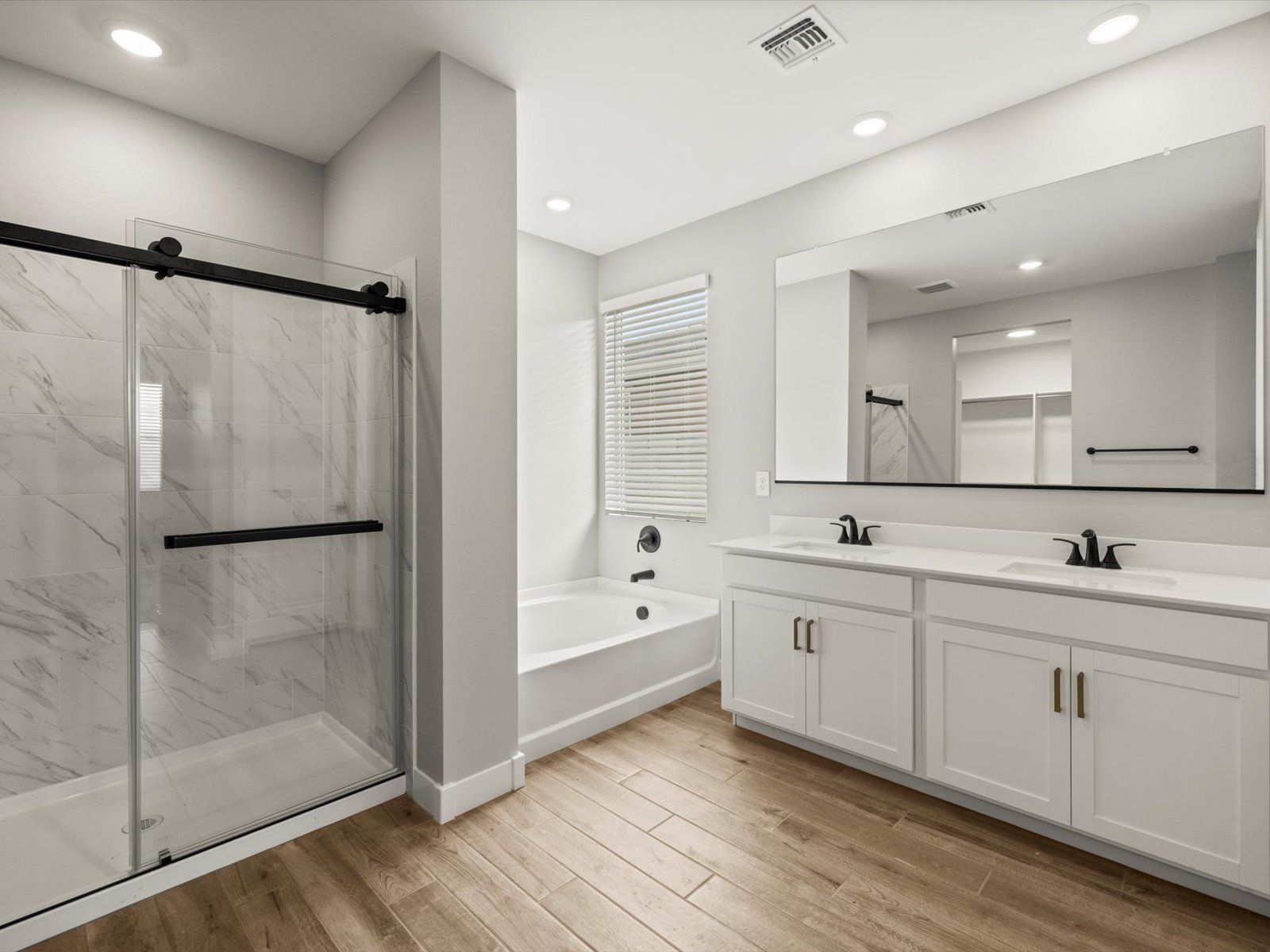 Welcome to the Lark floorplan.