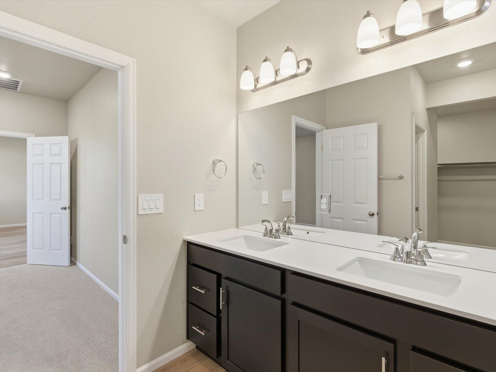 DEN_Buffalo-Highlands_Byers_Bathroom_D_8906-Rifle-St