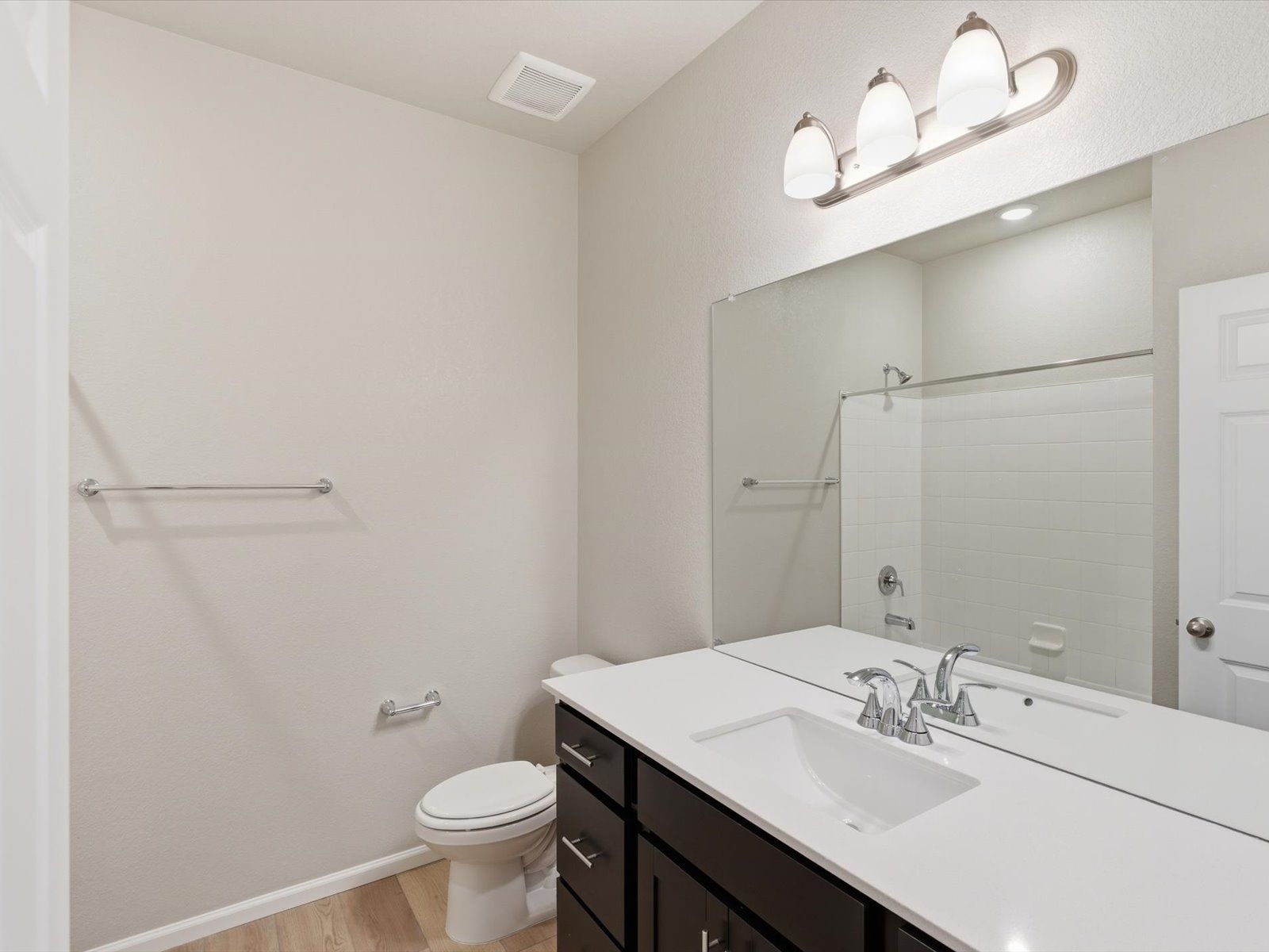 DEN_Buffalo-Highlands_Byers_Bathroom_D_8906-Rifle-St
