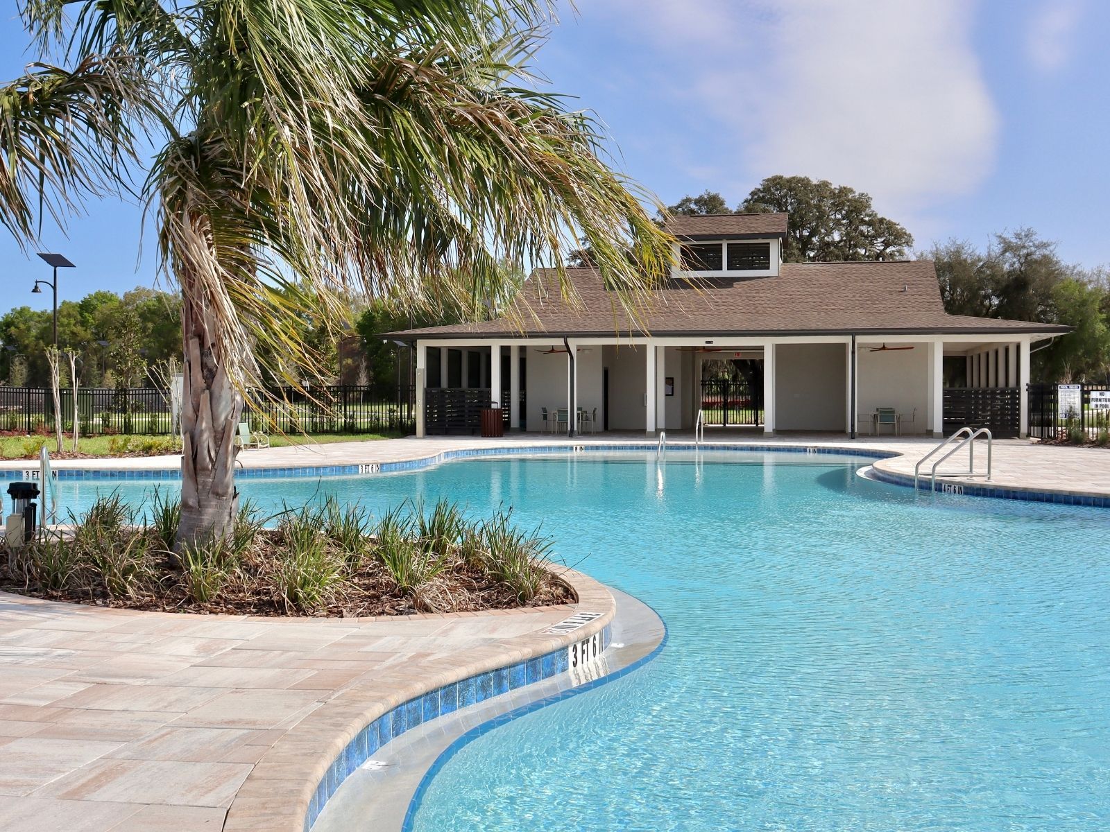 Residents will have access to 2 amenity centers. The Hammock Oaks amenity center is now open. The Reserve at Hammock Oaks amenity center is coming soon.