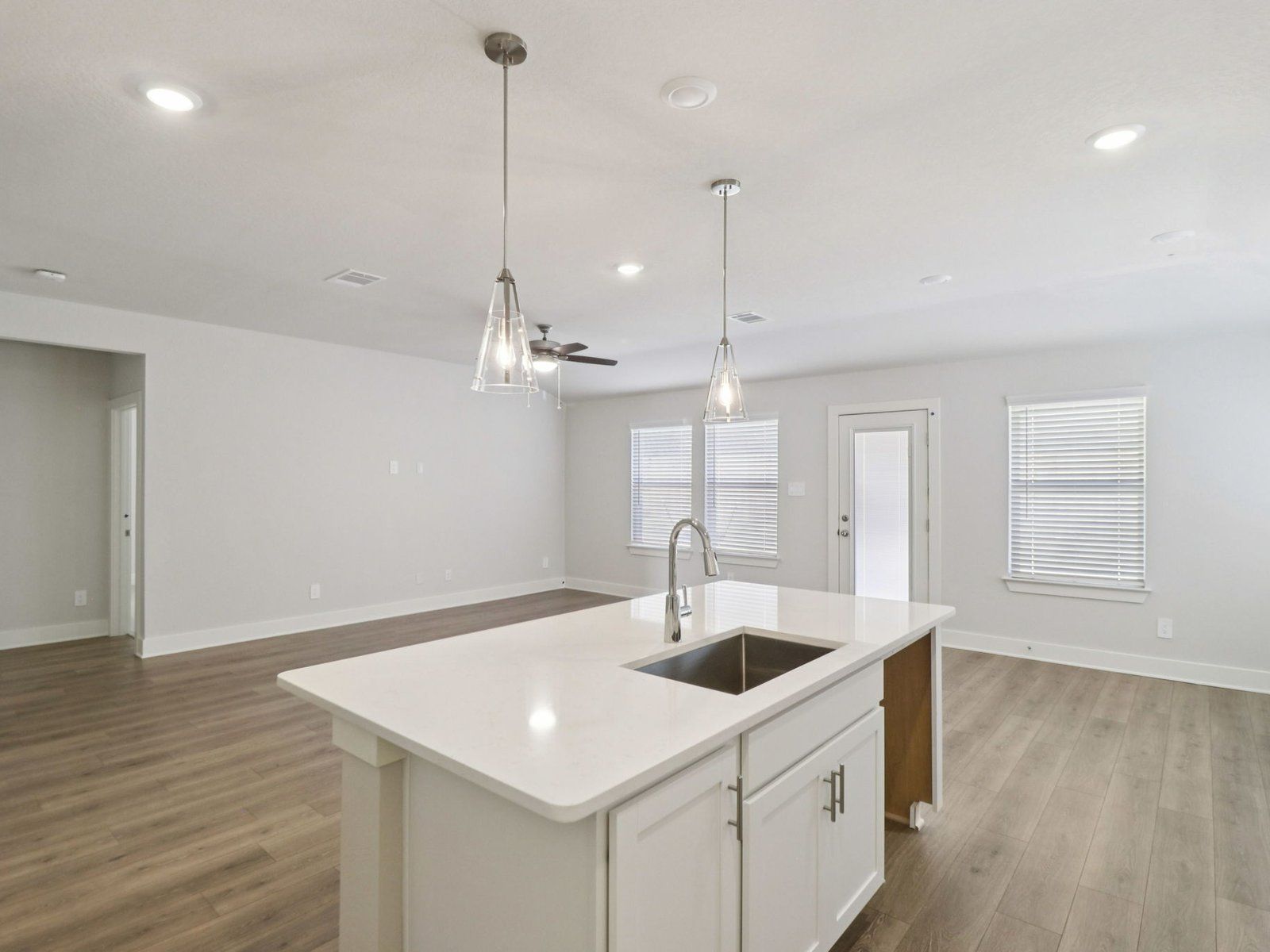 Kitchen, Dining and Living