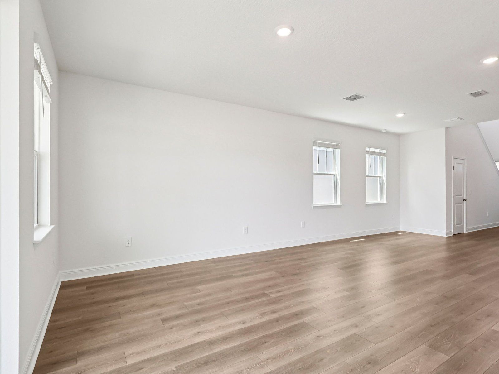 6-custom-Orlando - Cyrene at Minneola - 2277 Hen Rd Minneola FL 34715 - 006.jpg