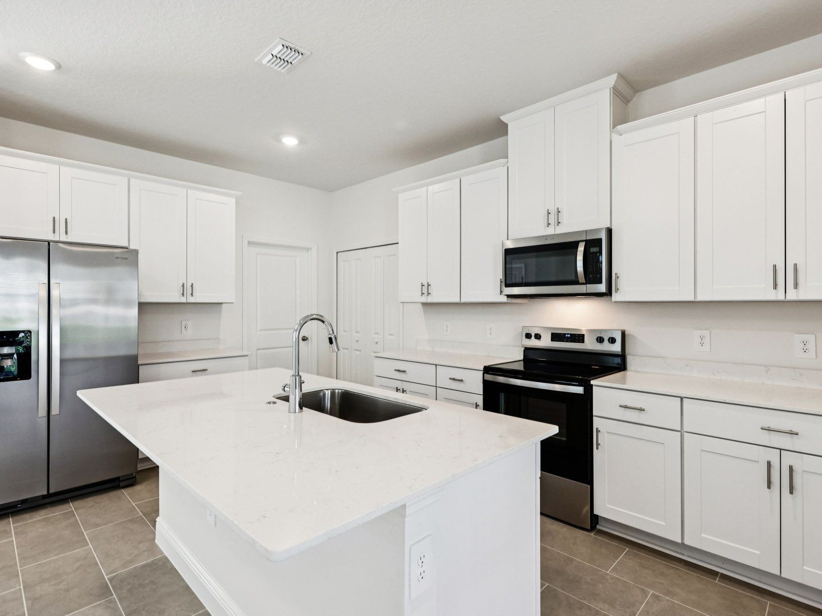 2273 Hen Road (Willow) Imagen
