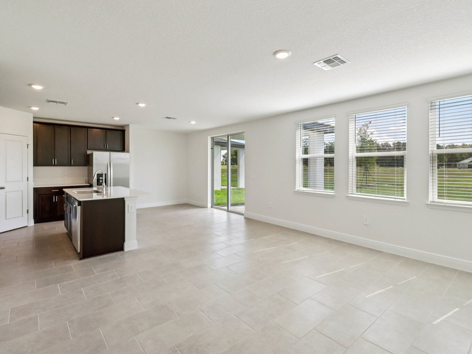 7-custom-Orlando - The Reserve at Hammock Oaks - 891 Sunshower Dr Lady Lake FL 32159 - 007.jpg