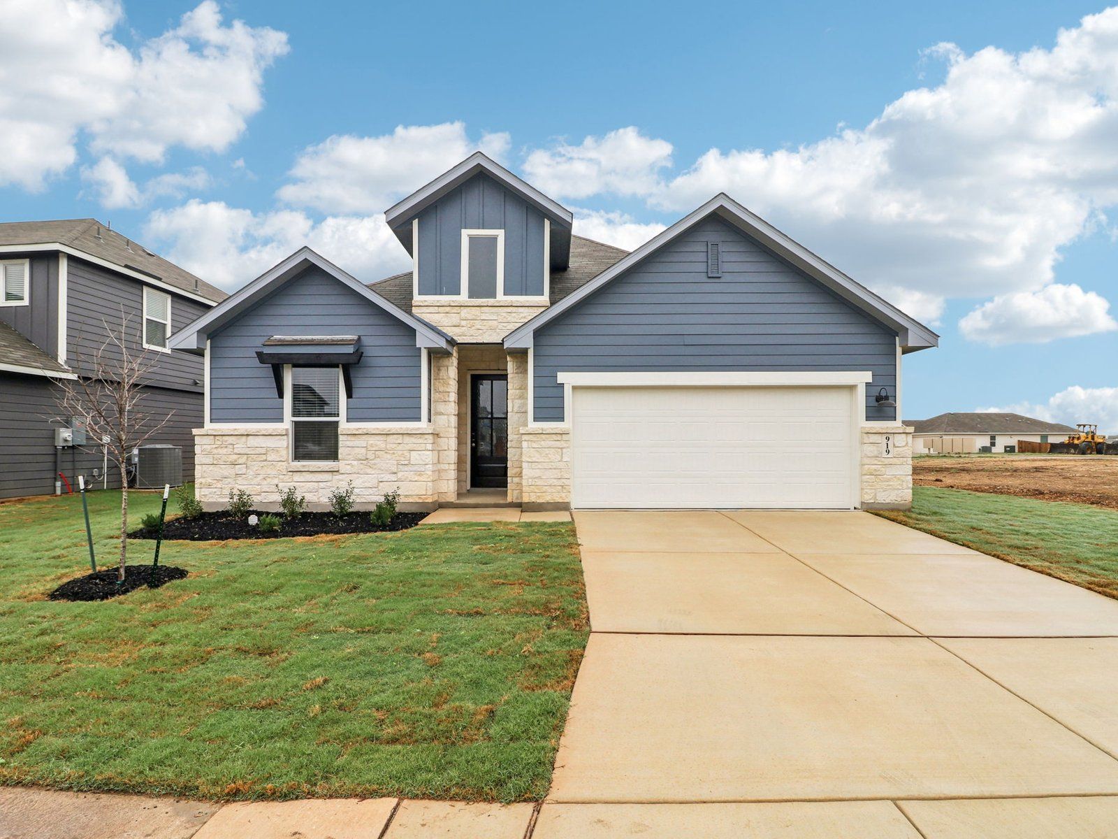 The Holly (4004) - Estancia Ranch - Classic Series: San Antonio, Texas - Meritage Homes