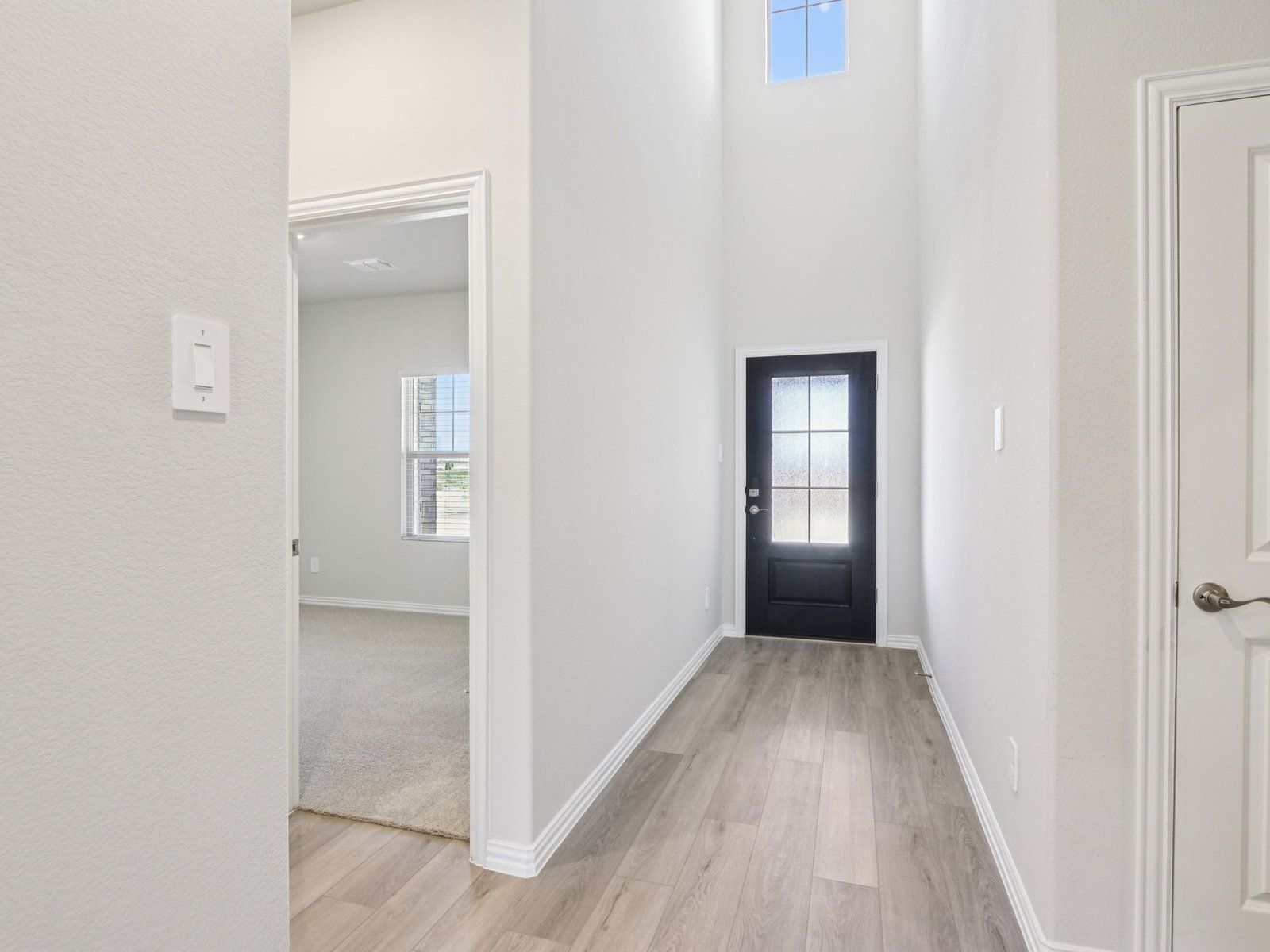 2709 Grand Canyon Street