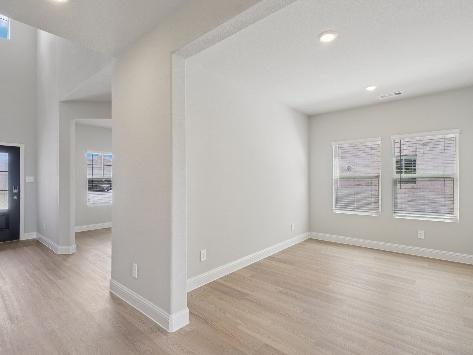 Flex Space + Dining Room