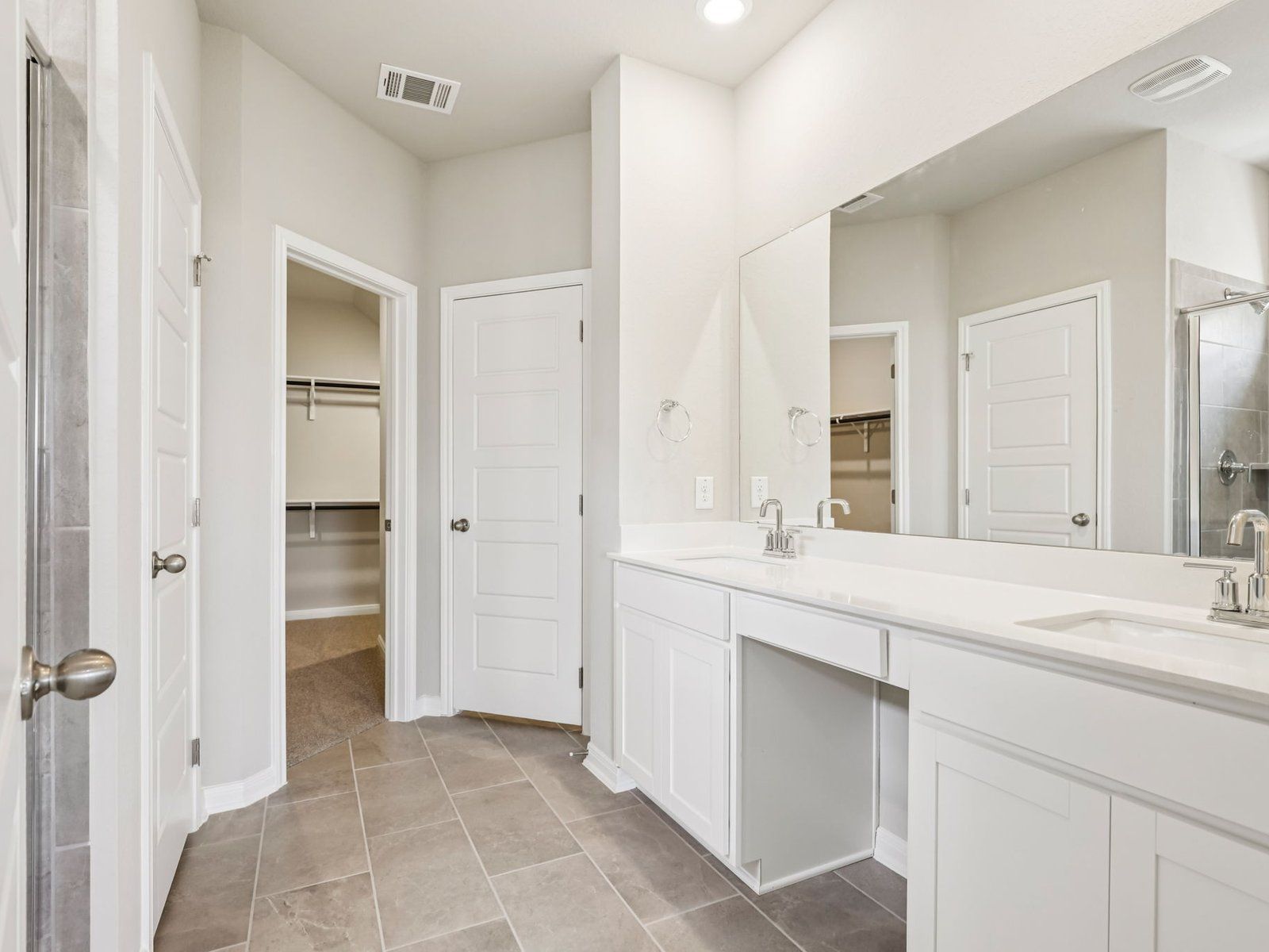 Primary Suite Bathroom