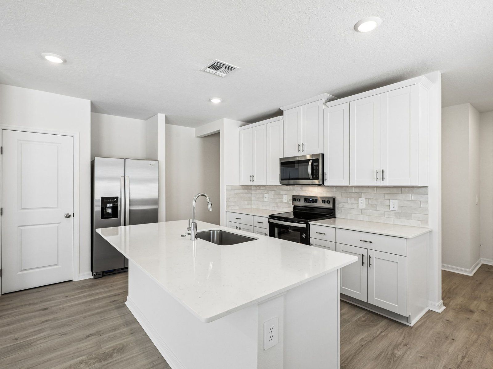 Acadia - Villamar - Classic Series: Winter Haven, Florida - Meritage Homes