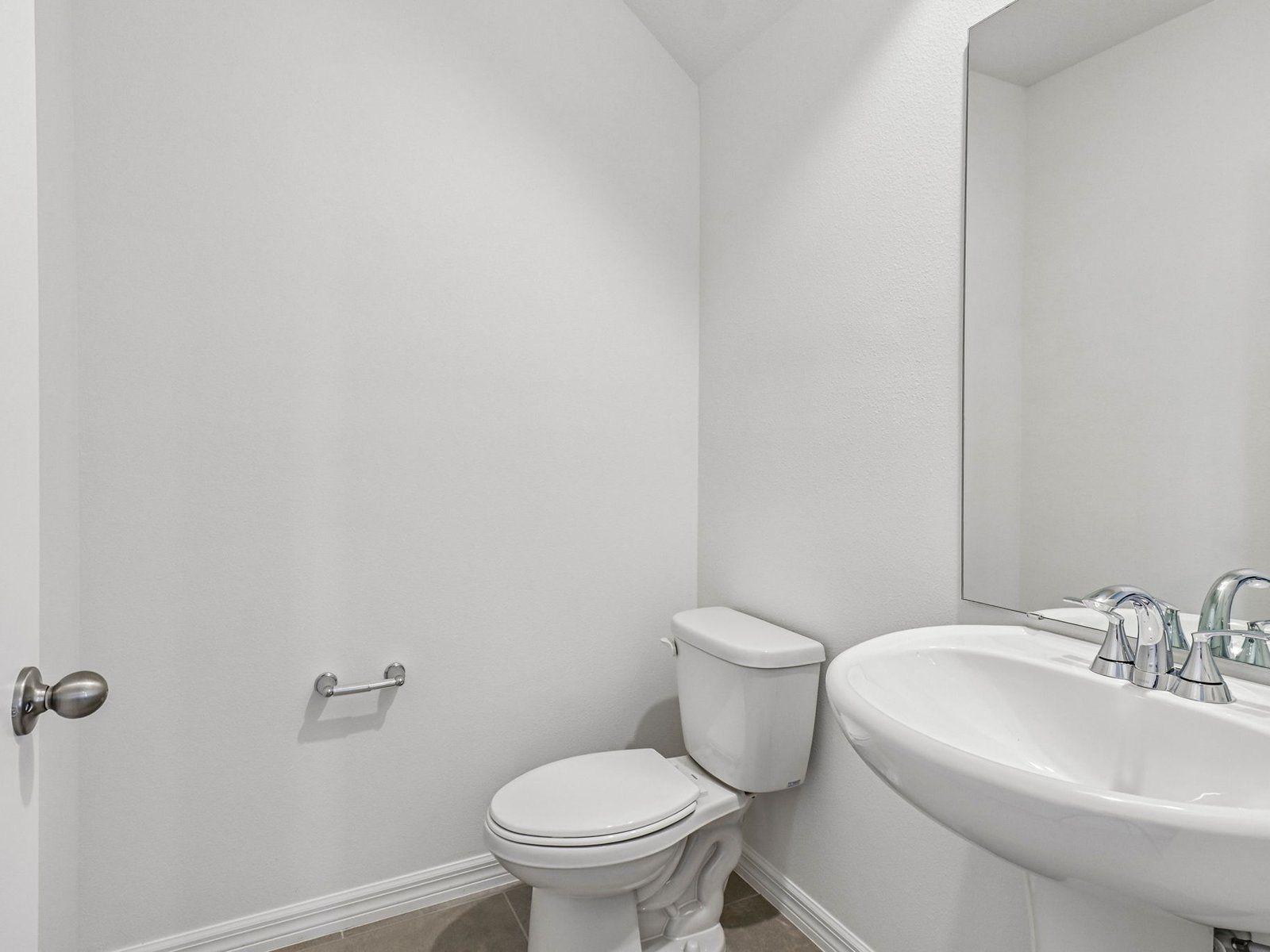 Secondary bathroom