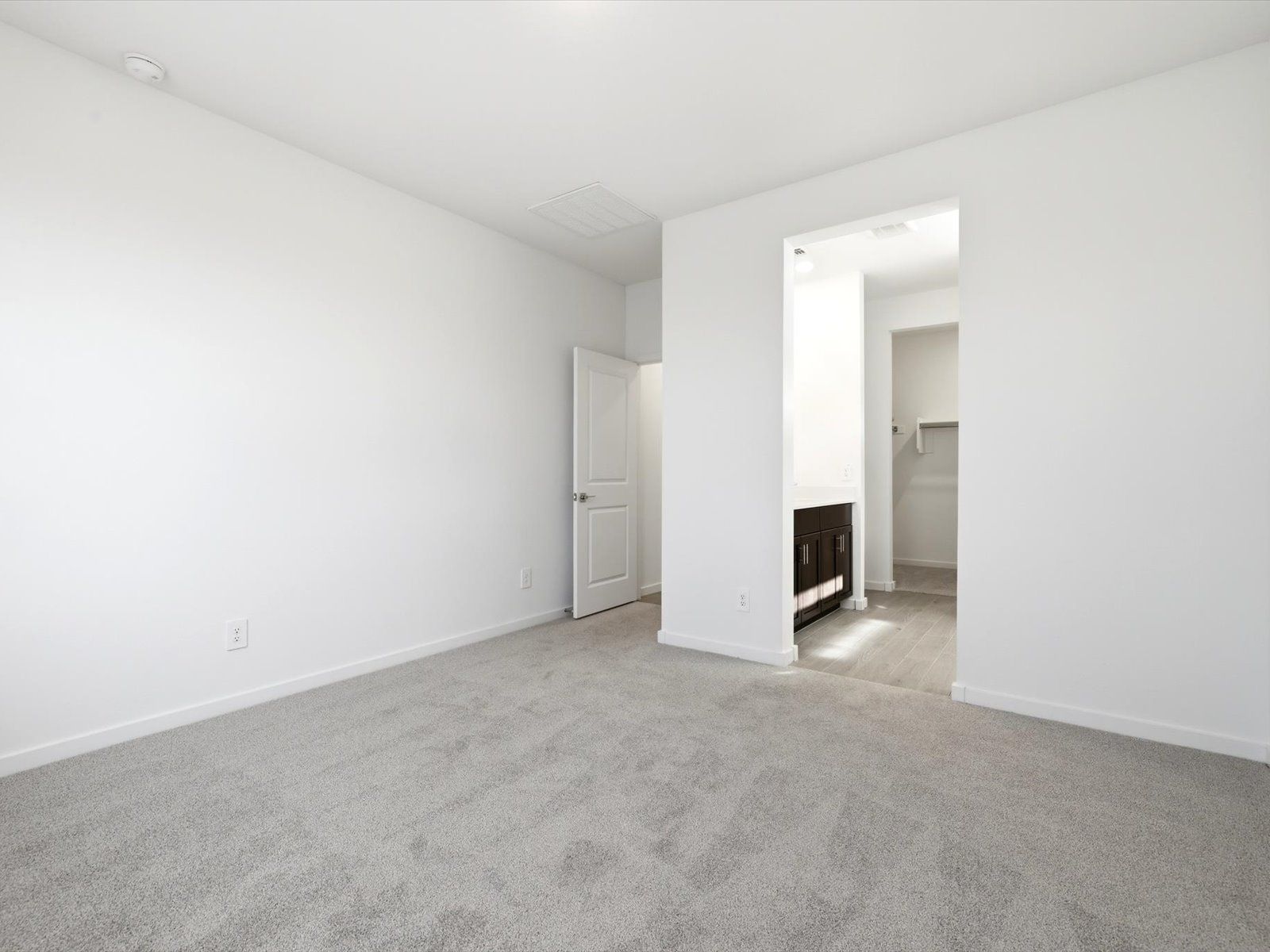PHX_Bella-Vista-Farms_Holly_Bedroom_C_32984-N-Vineyard-Ave