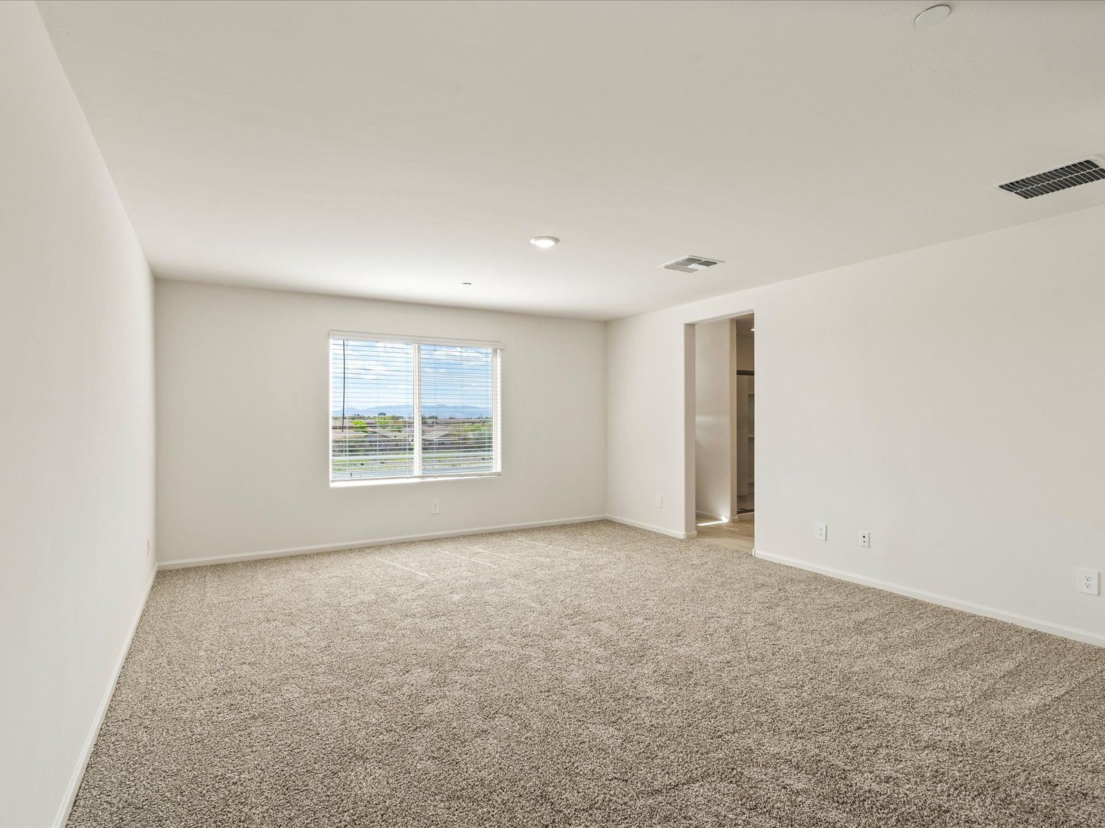 Welcome to the 2960 floorplan.