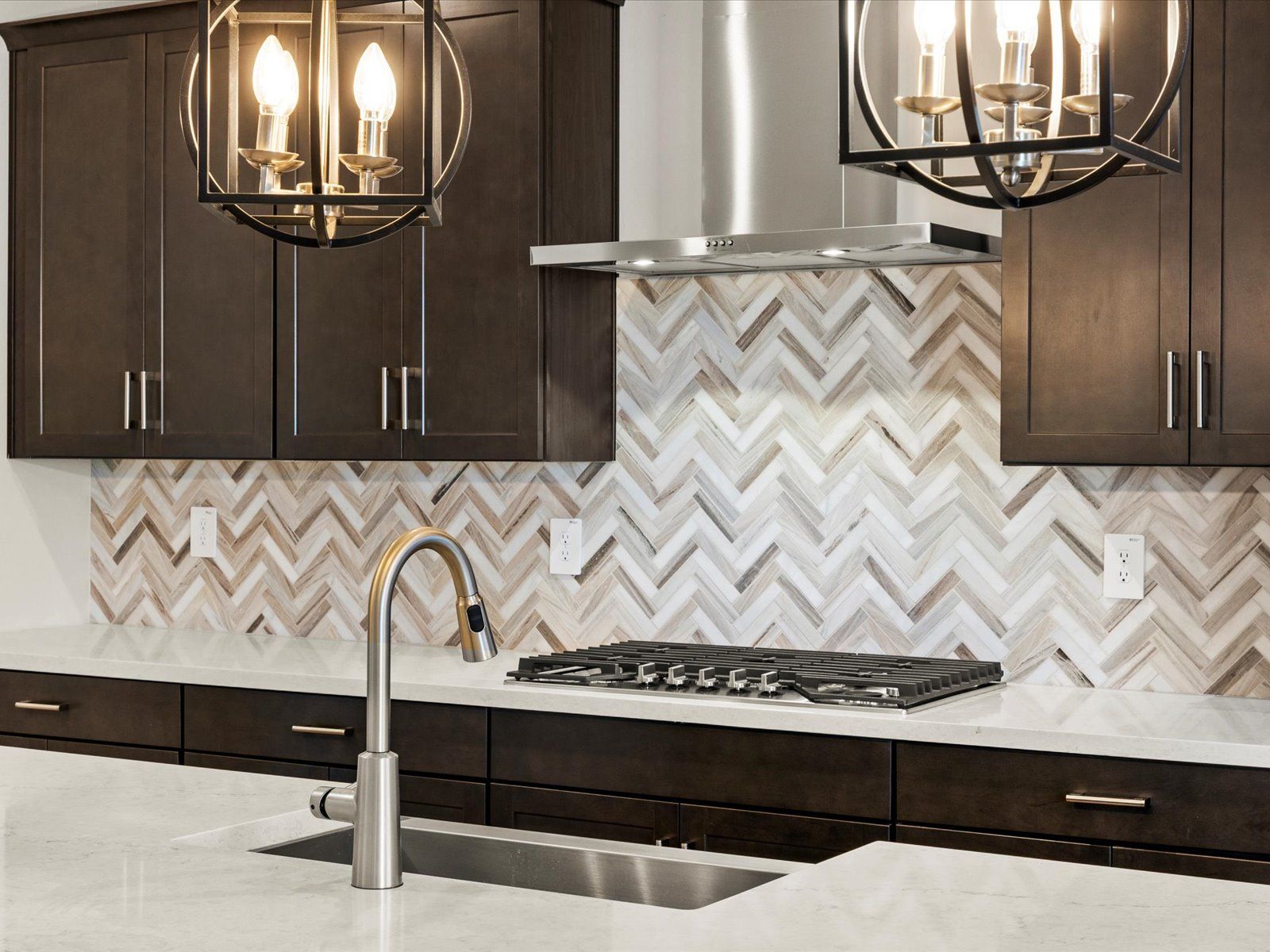 PHX_Paloma-Creek_Kitchen_15936-W-El-Cortez-Place