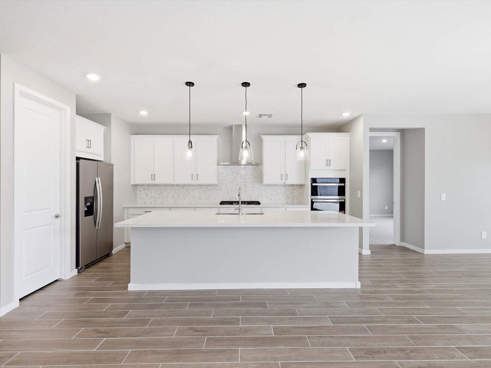 PHX_Paloma-Creek_Amber_Kitchen_E_15784-W-El-Cortez-Pl