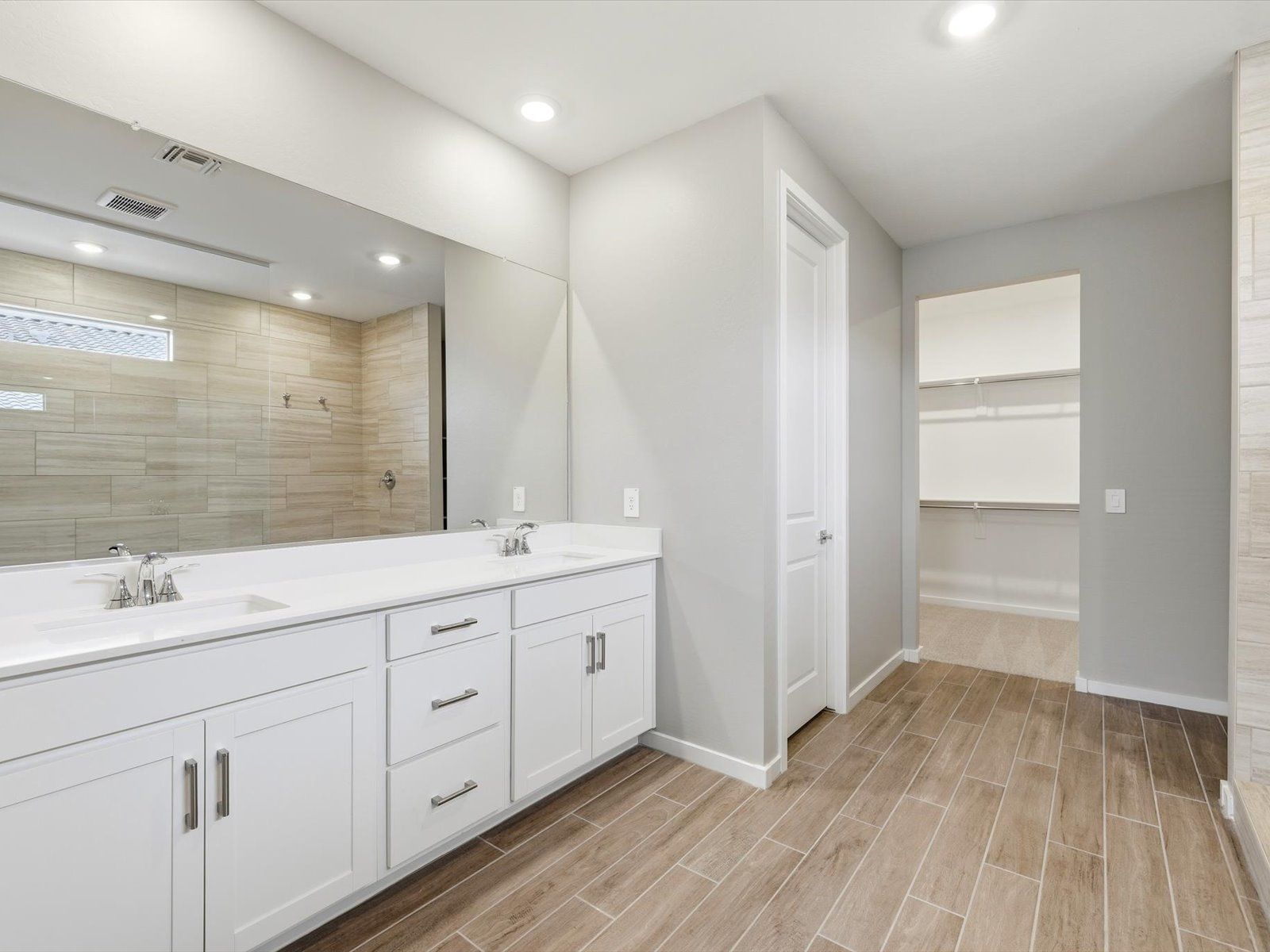 PHX_Paloma-Creek_Amber_Bathroom_E_15784-W-El-Cortez-Pl
