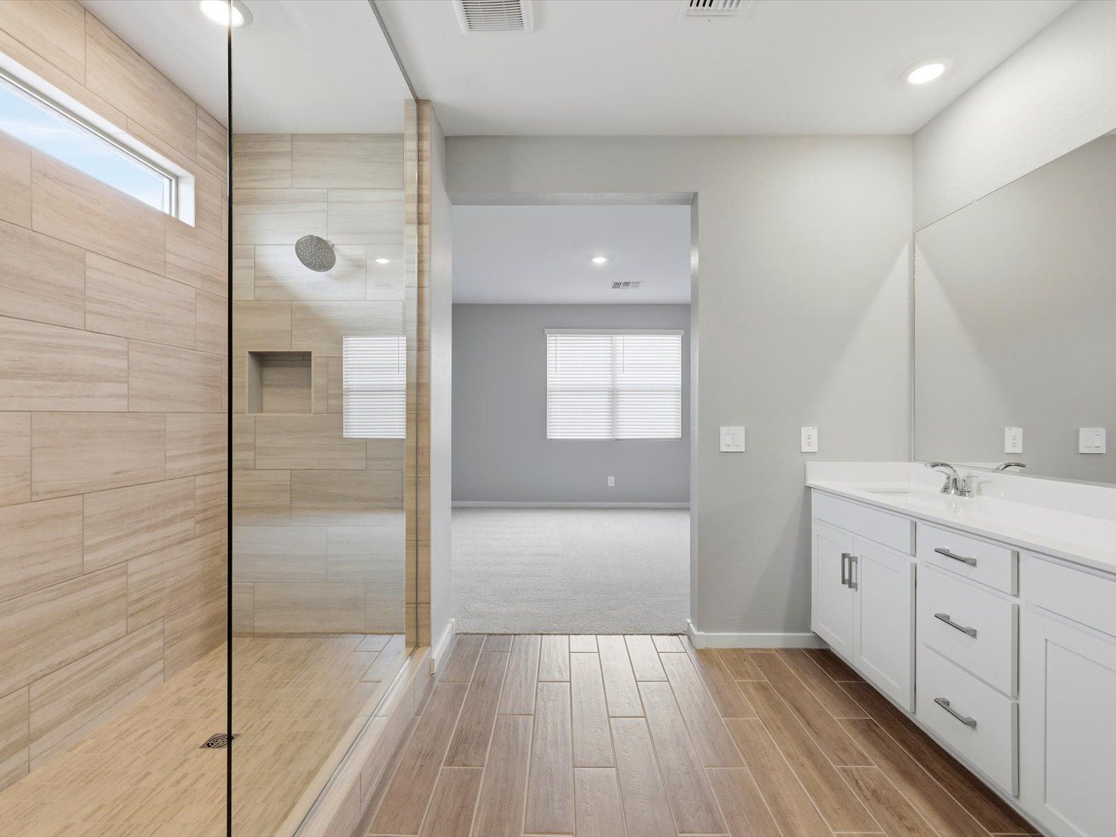 PHX_Paloma-Creek_Amber_Bathroom_E_15784-W-El-Cortez-Pl