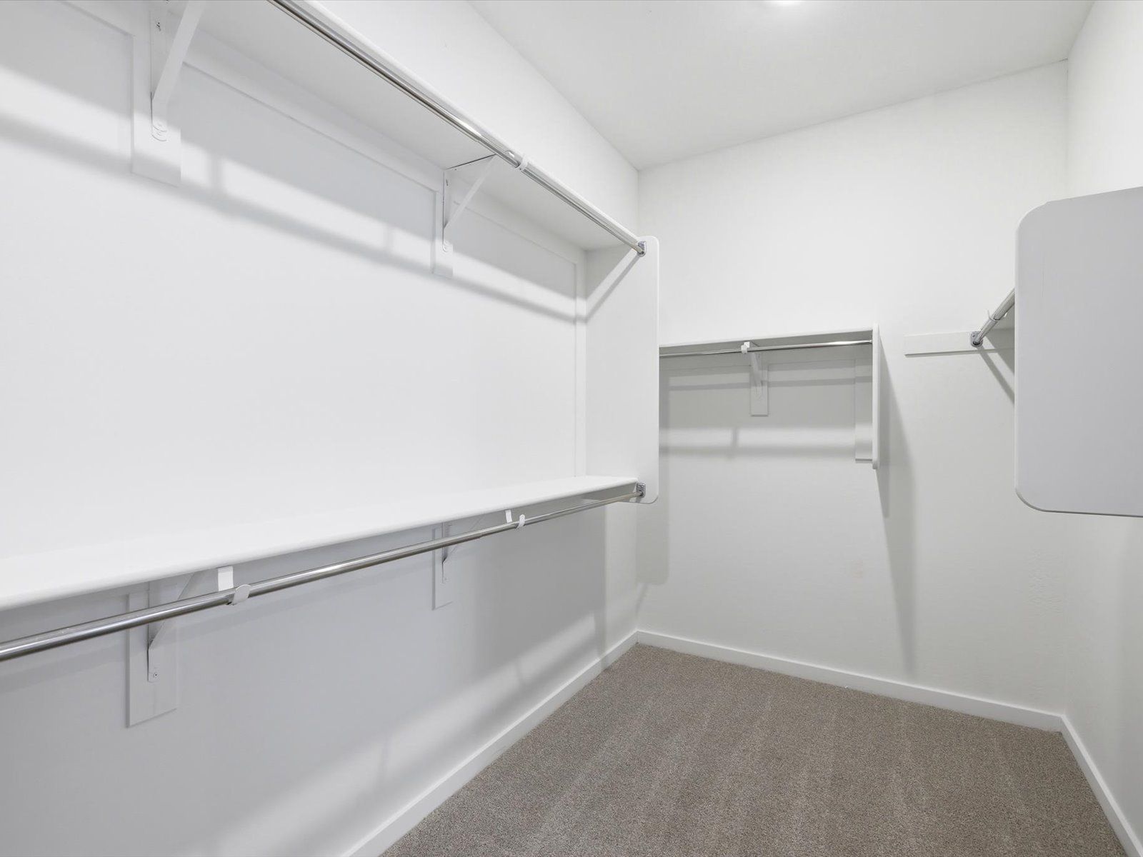 PHX_Paloma-Creek_Amber_Closet_E_15784-W-El-Cortez-Pl