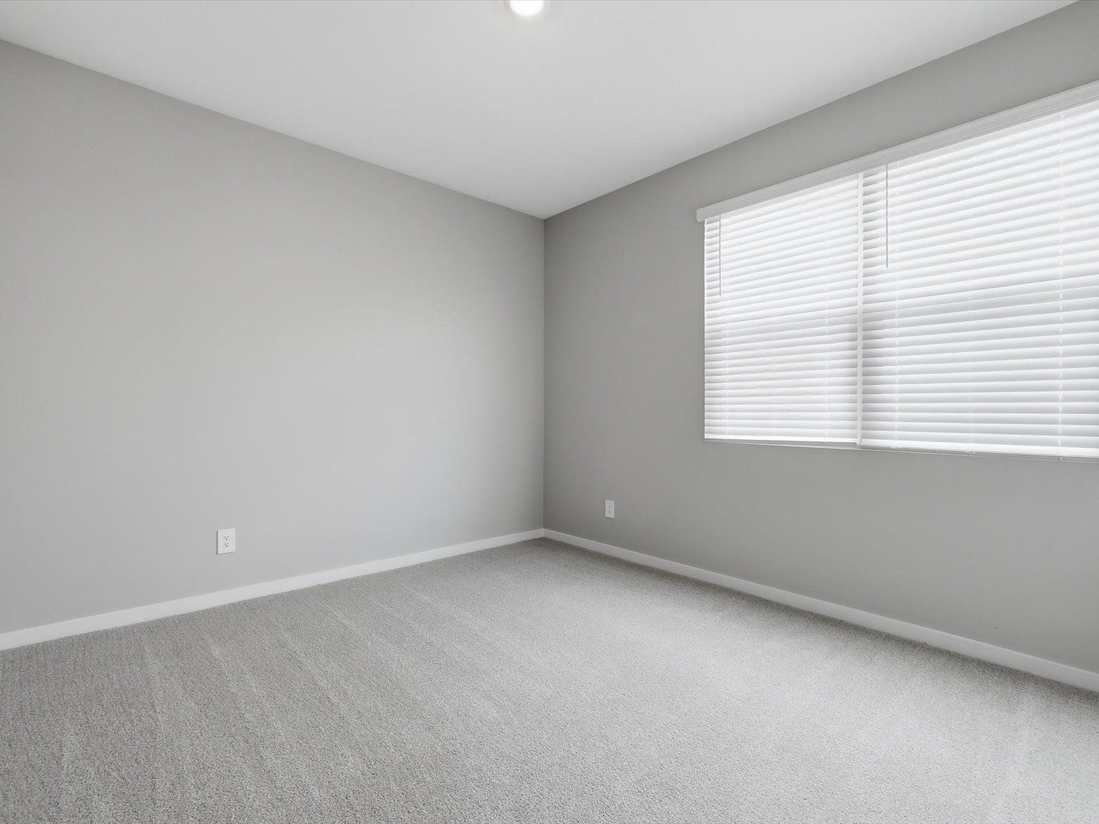PHX_Paloma-Creek_Amber_Bedroom_E_15784-W-El-Cortez-Pl
