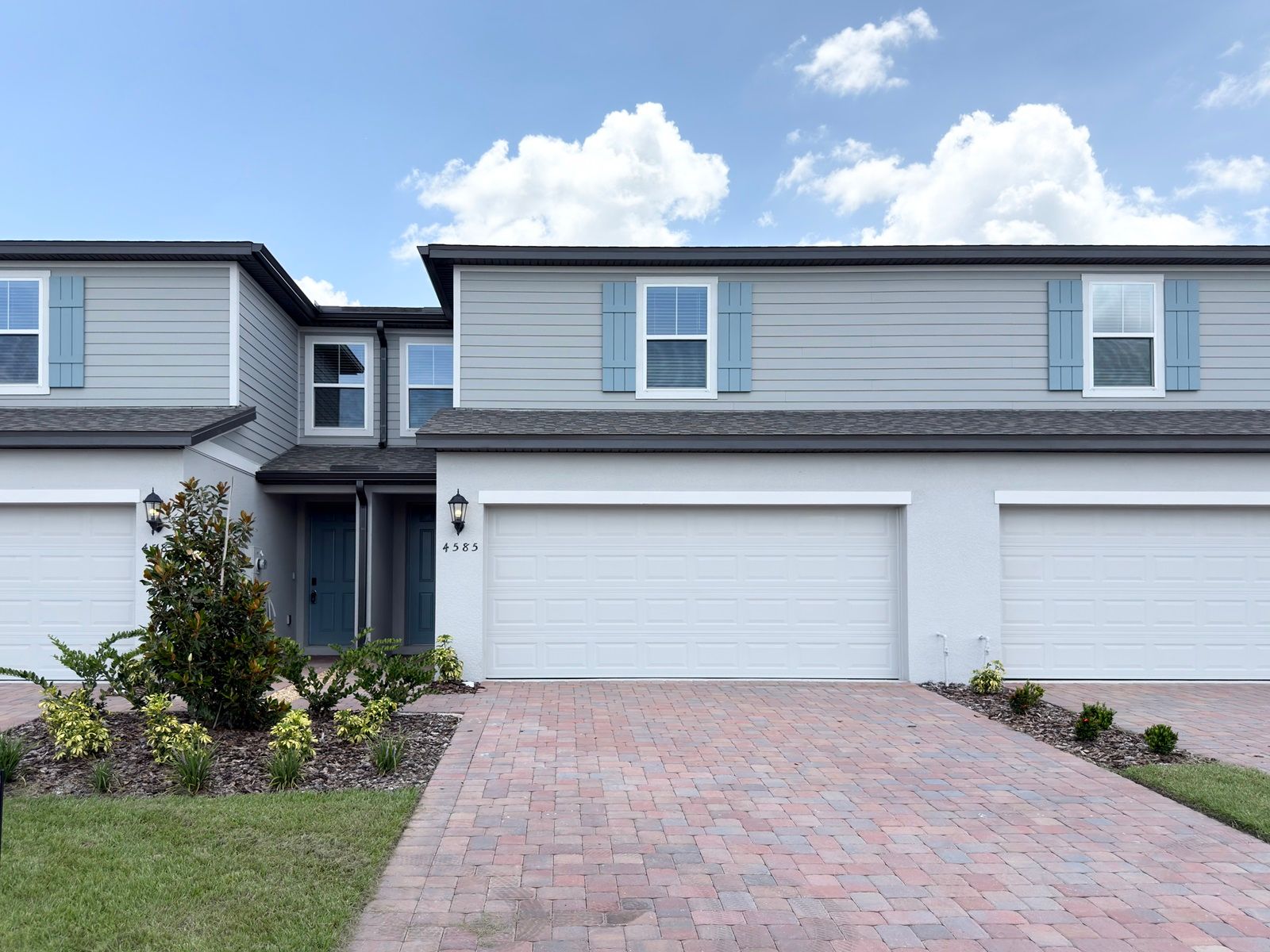 Oakville I - The Meadow at Crossprairie Townes: Saint Cloud, Florida - Meritage Homes
