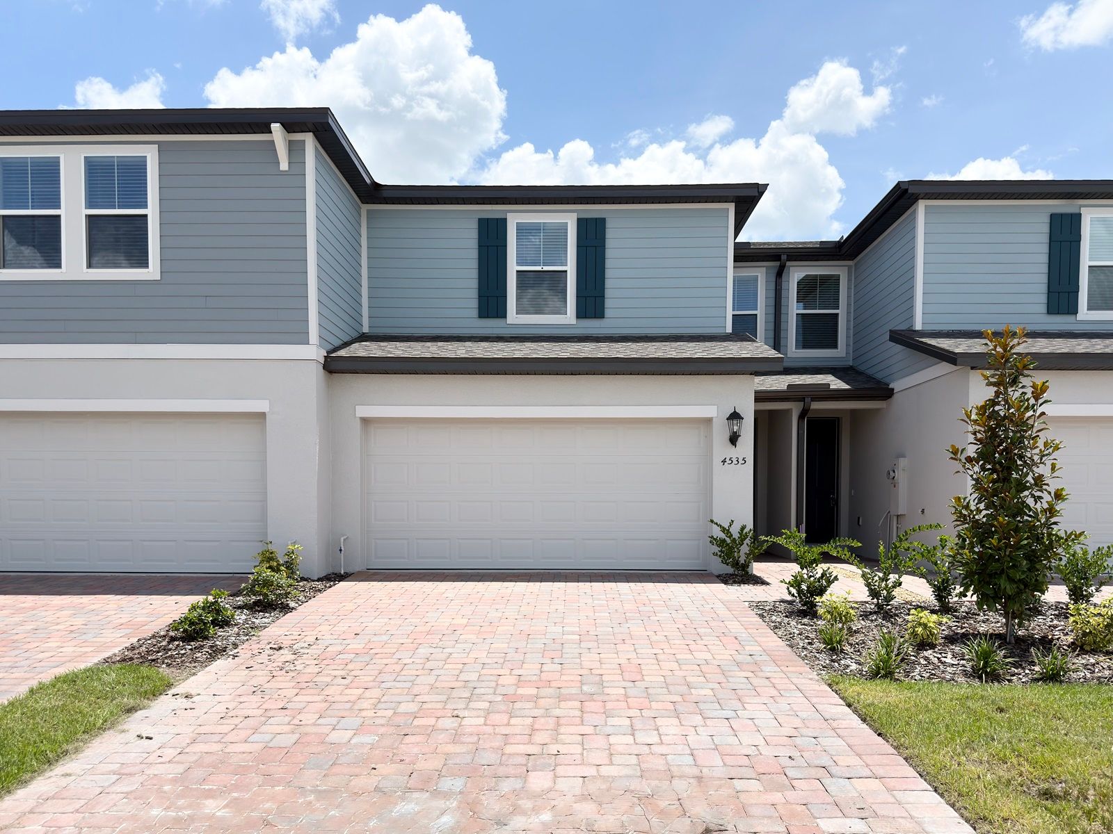 Oakville I - The Meadow at Crossprairie Townes: Saint Cloud, Florida - Meritage Homes