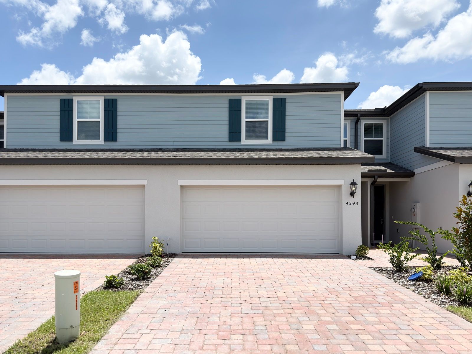 Oakville I - The Meadow at Crossprairie Townes: Saint Cloud, Florida - Meritage Homes