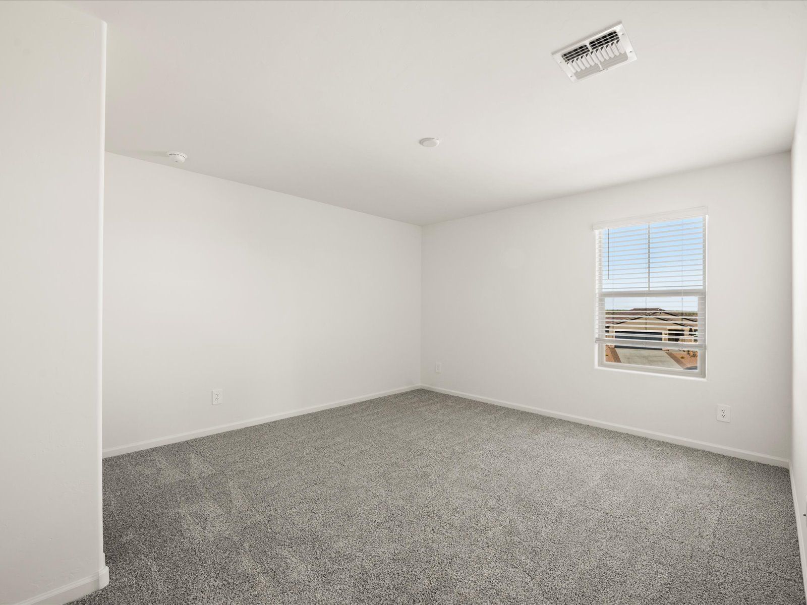 TUC_Alamar-At-Rocking-K_1820-C_Bedroom_8320-S-Cabari-Mine-Wy