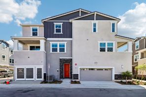 601 Lotus Drive (Residence 1)
