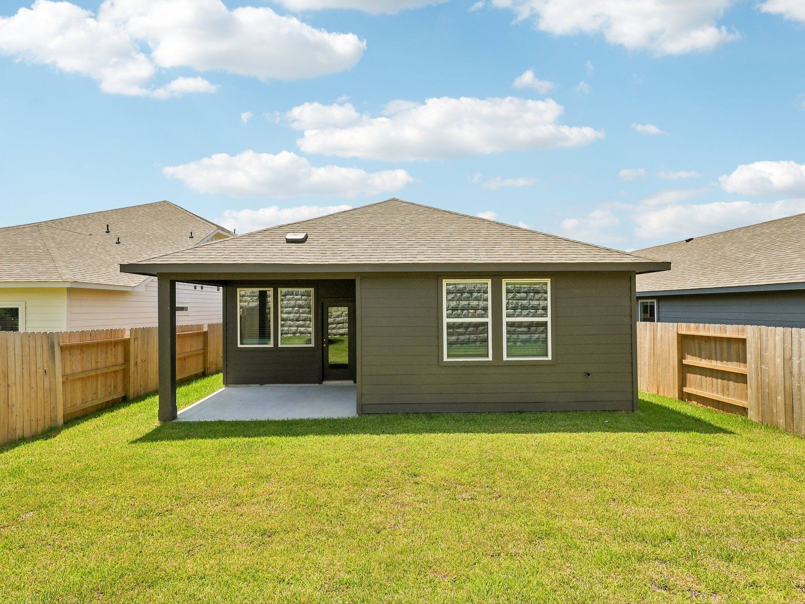 HOU_Pine Lake Cove_Glacier_384 Sunrise Ranch_Exterior_002.jpg