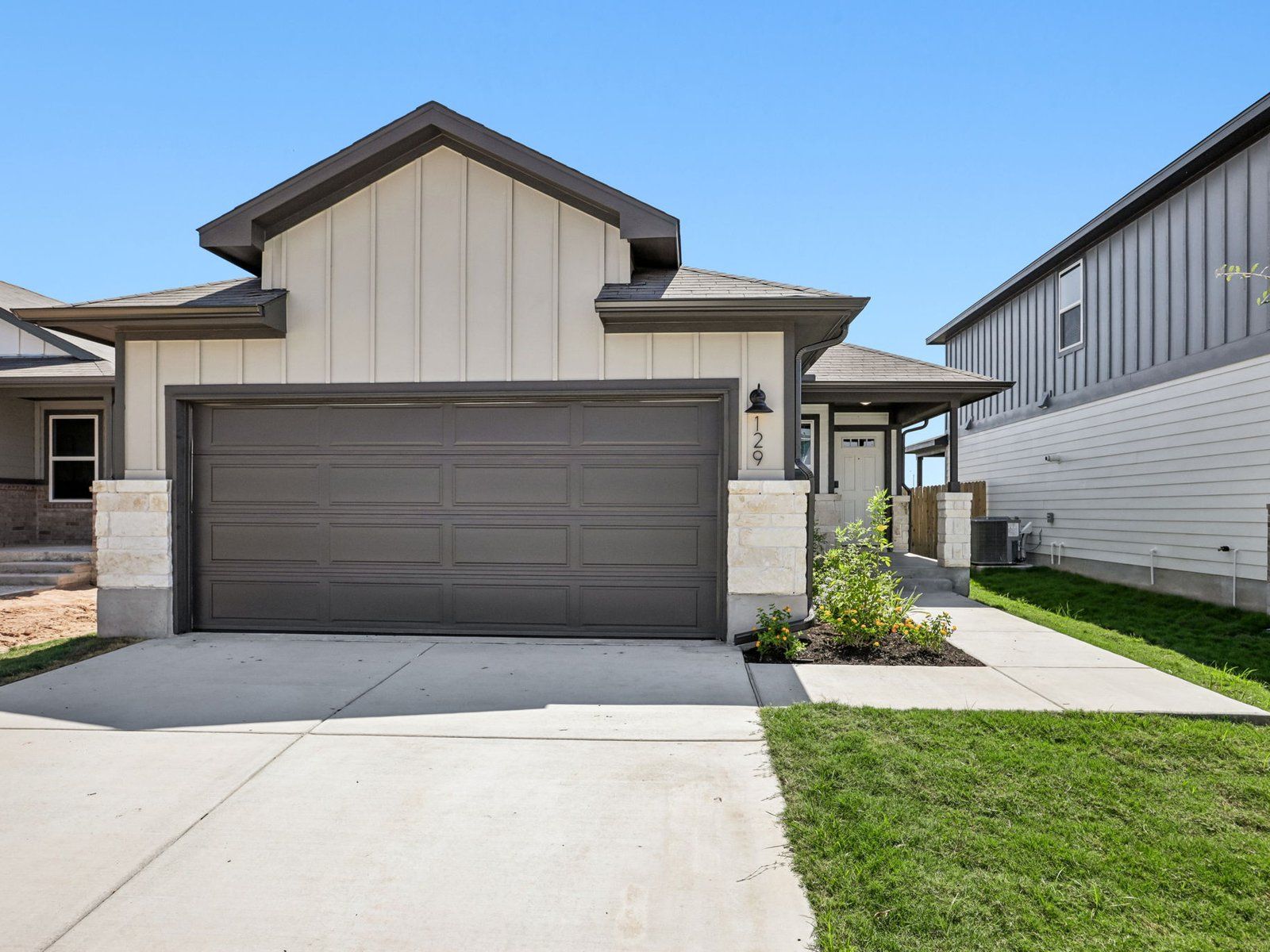 The Teton (320) - Travena - Americana Collection: Georgetown, Texas - Meritage Homes