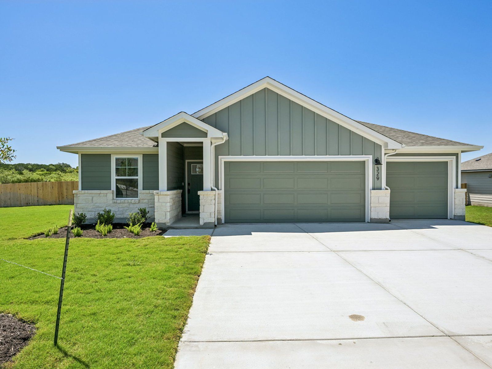 329 Wheel Horse Road Front Exterior