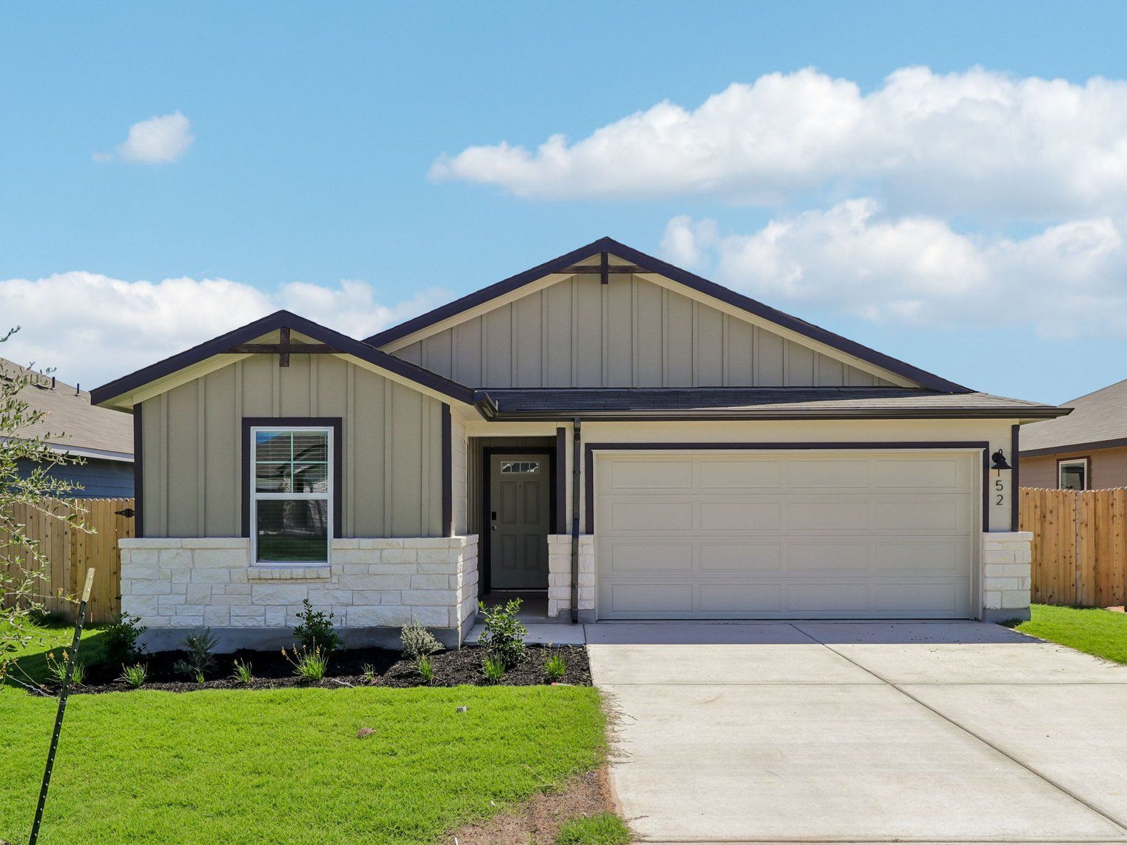 152 Sleep Hollow Front Exterior