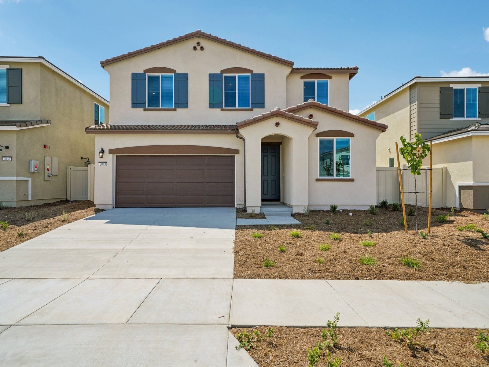 2043 Grapefruit Street (Residence 3)