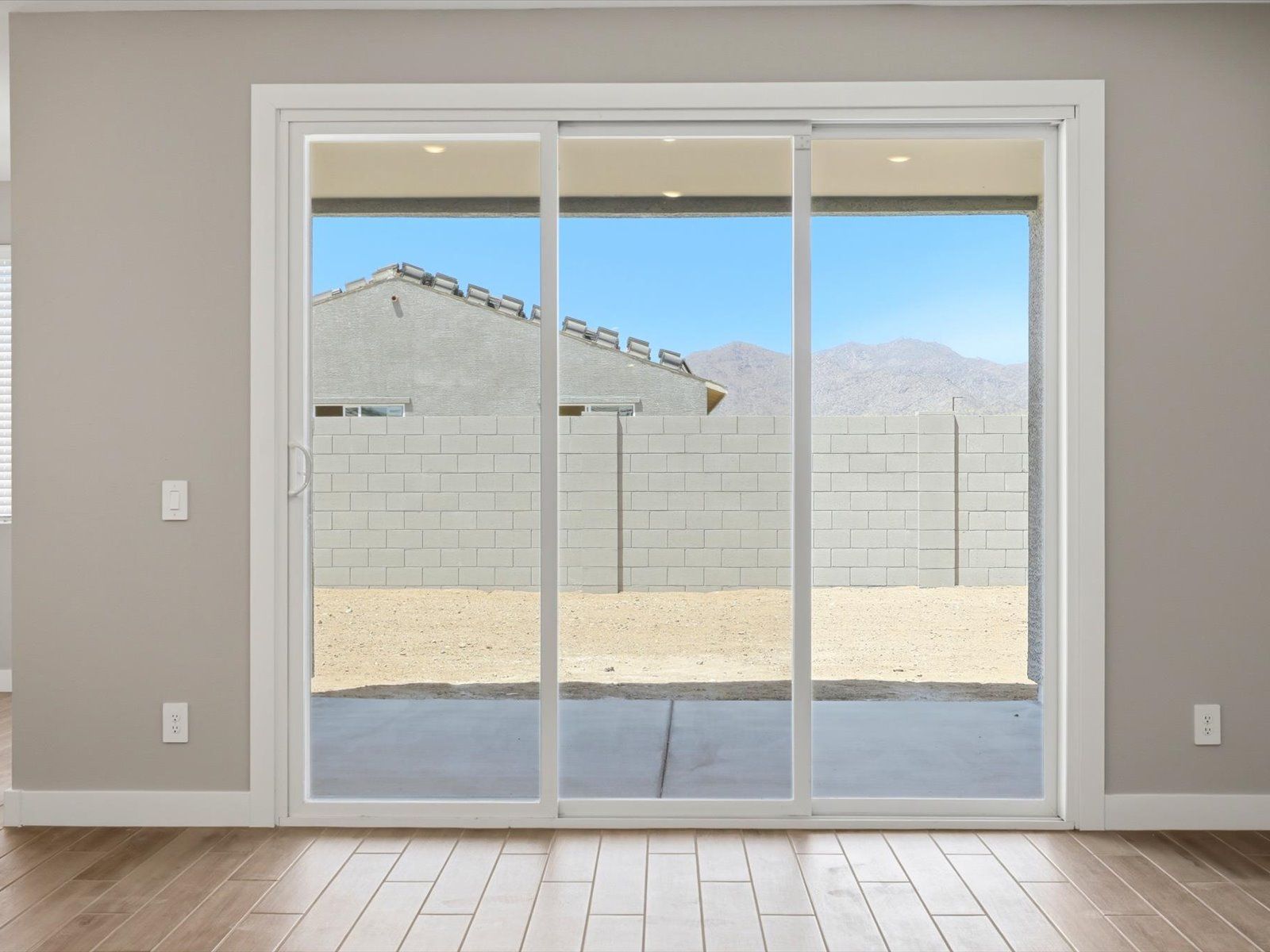 PHX_White-Tank-Foothills_Bailey_Living-Area_E_8078-N-185th-Dr