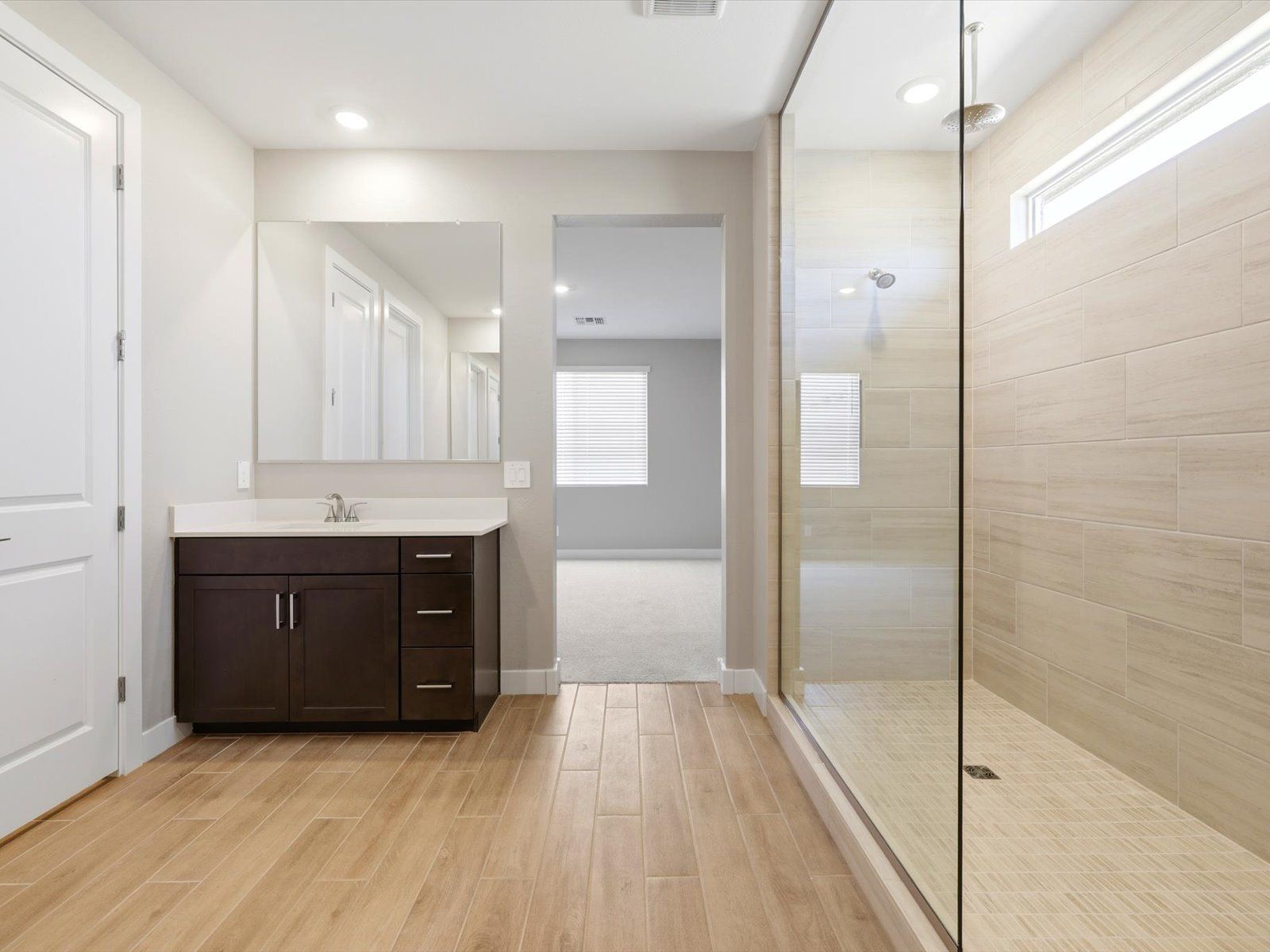 PHX_White-Tank-Foothills_Bailey_Bathroom_E_8078-N-185th-Dr